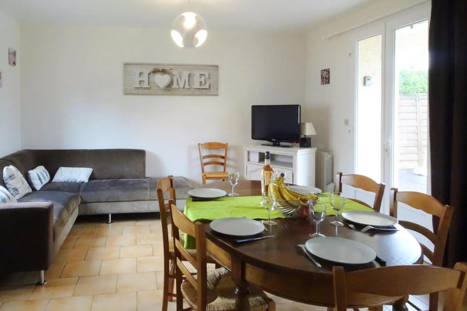 Holiday home Portbail-Eetkamer