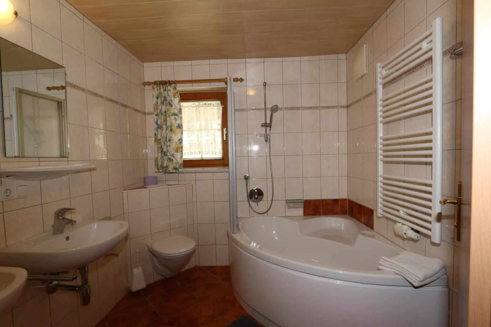 Ferienwohnung Joe-Badkamer
