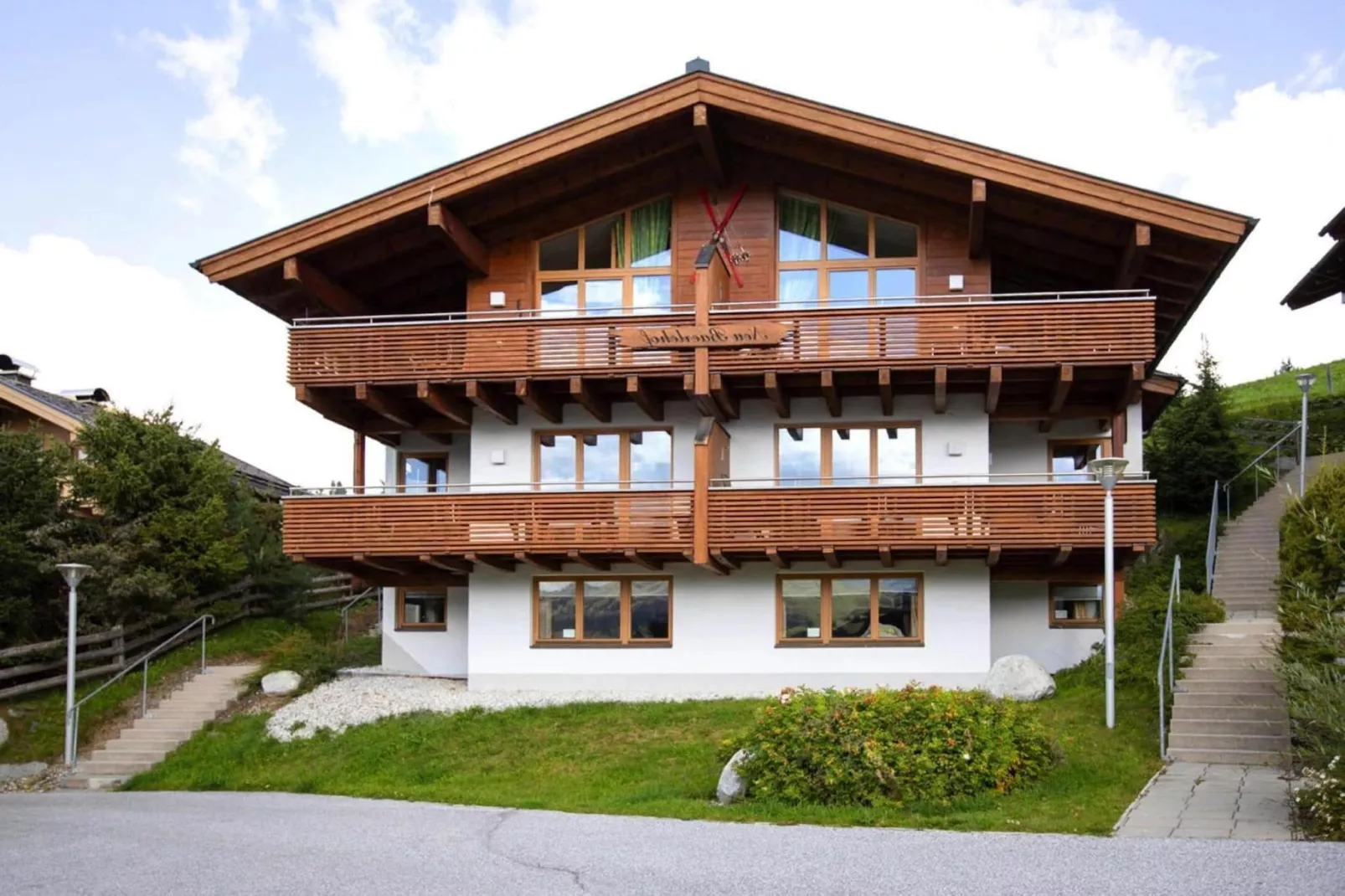 Chalet Bärlerhof-Buitenkant zomer