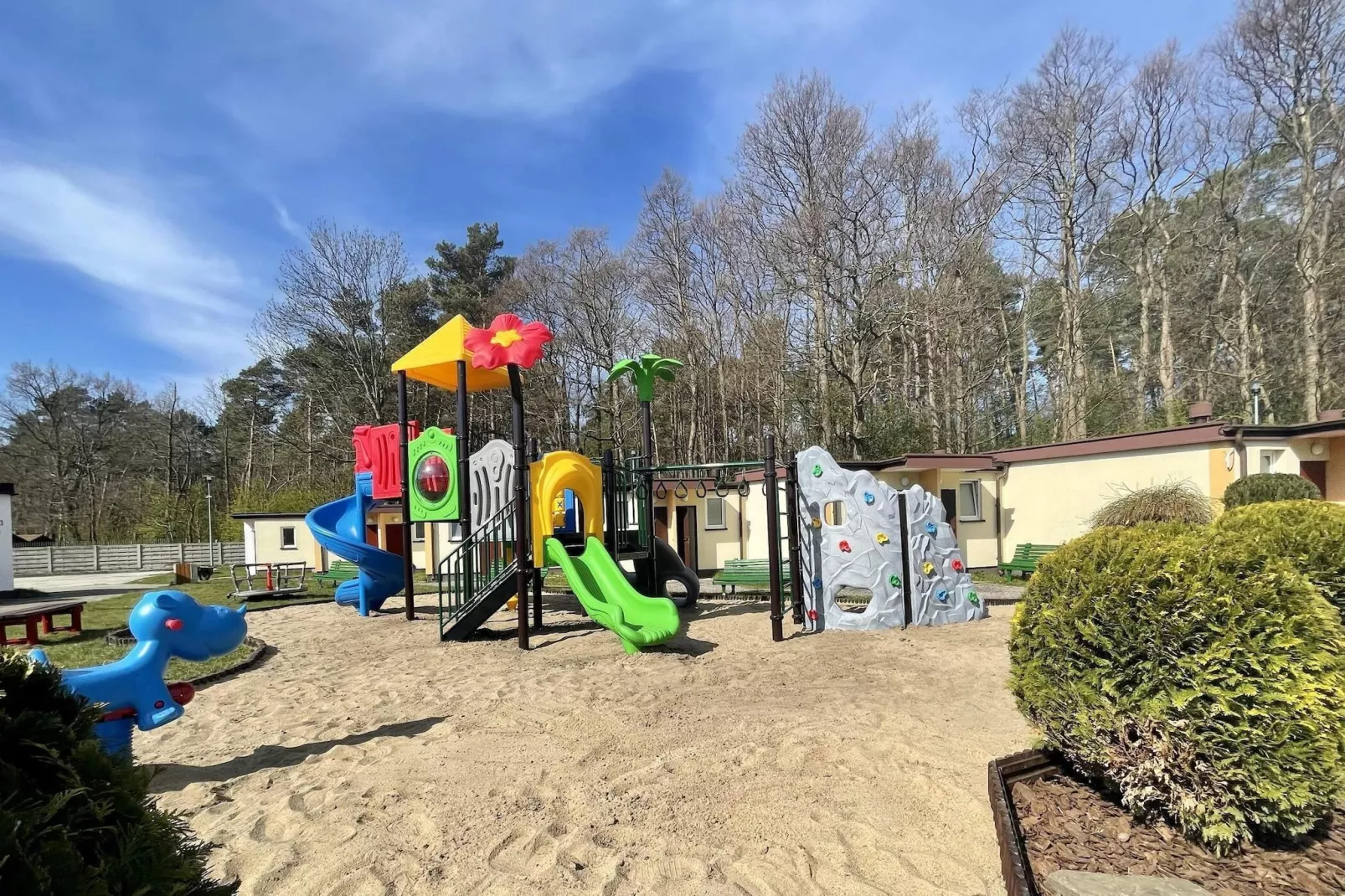 Domki wakacyjne JAROSZOWIEC domki 1-pokojowe Łazy-Parkfaciliteiten