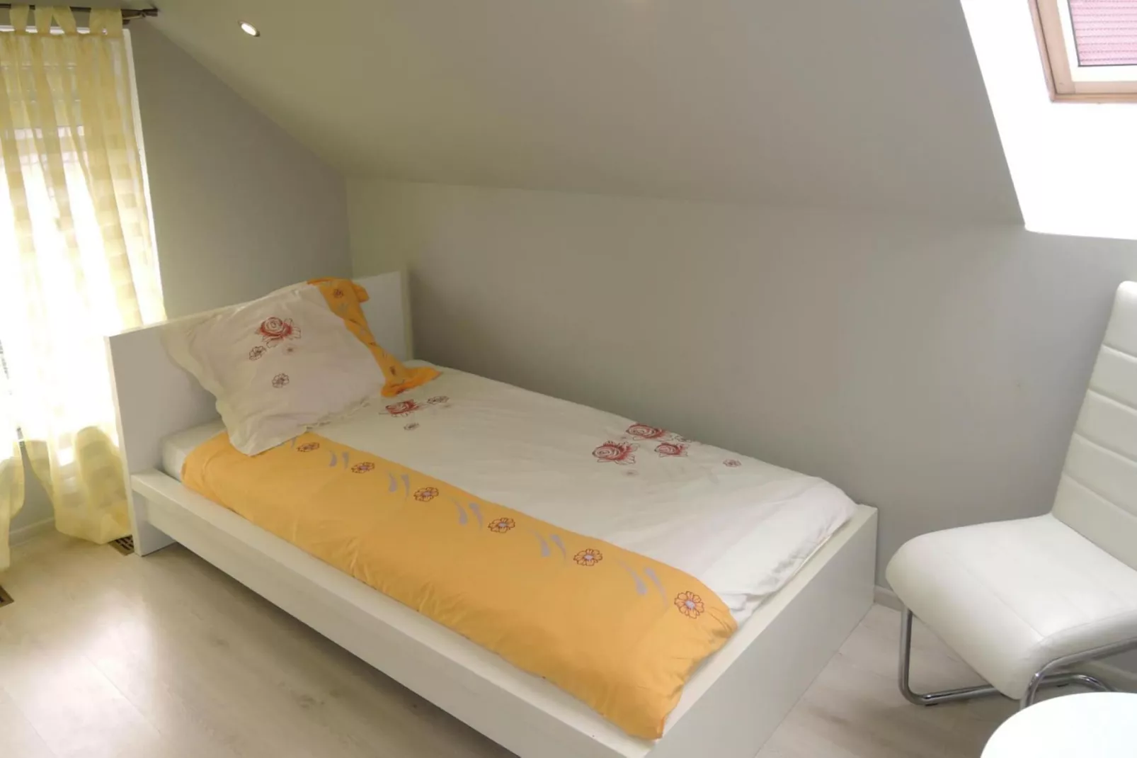 Holiday home, Dargobadz-150 qm-Slaapkamer