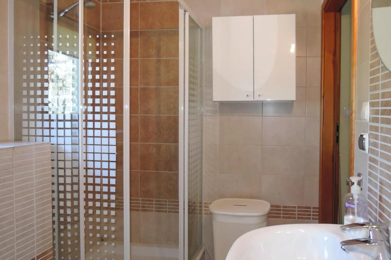 Holiday home in Lukecin for 6 persons-Badkamer