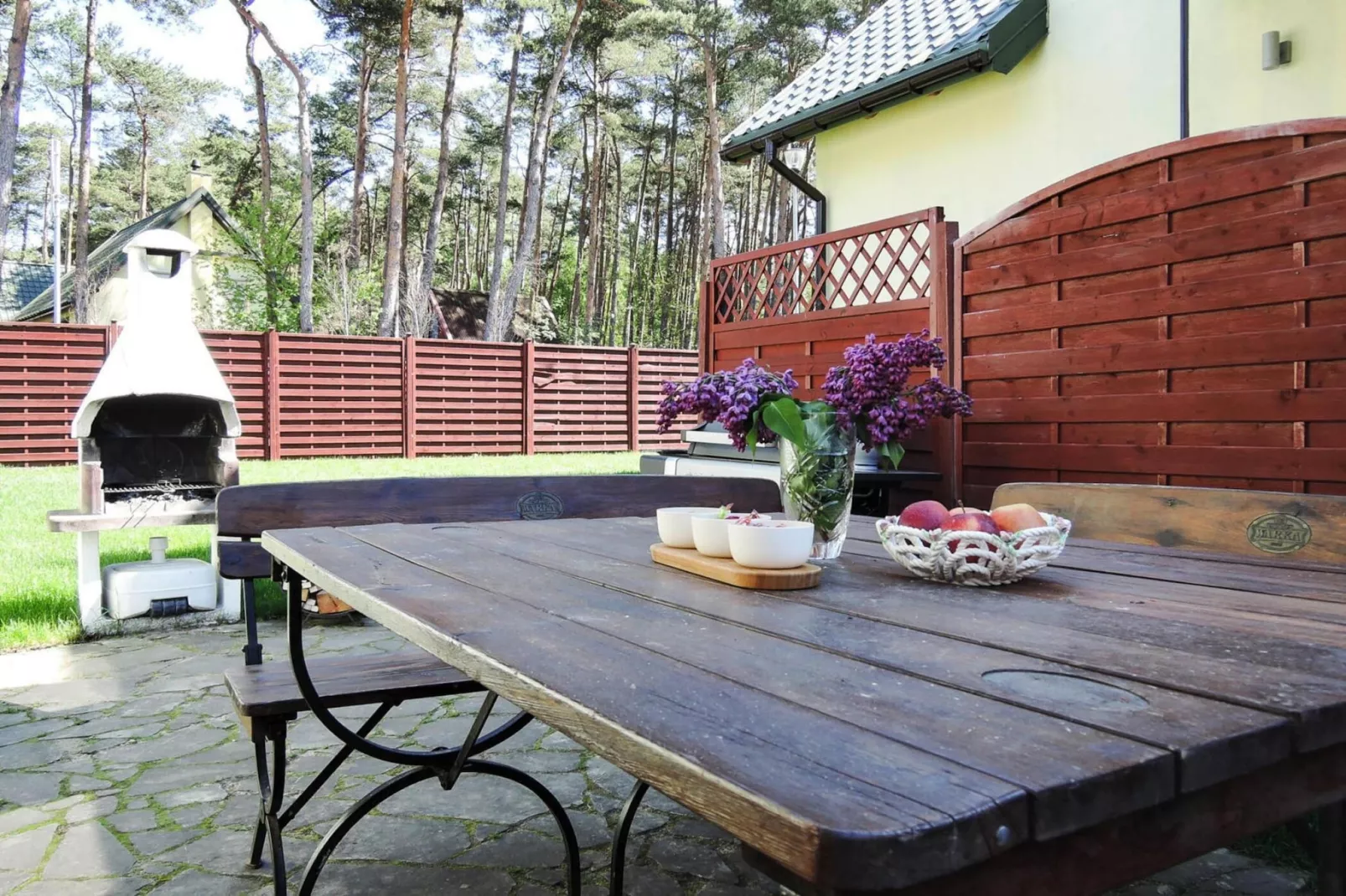 Holiday home in Lukecin for 6 persons-Tuinen zomer