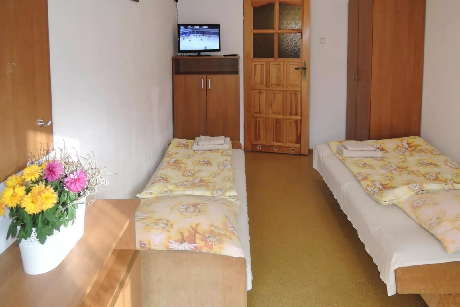 Lovely holiday home in Pobierowo for 20 persons-Slaapkamer
