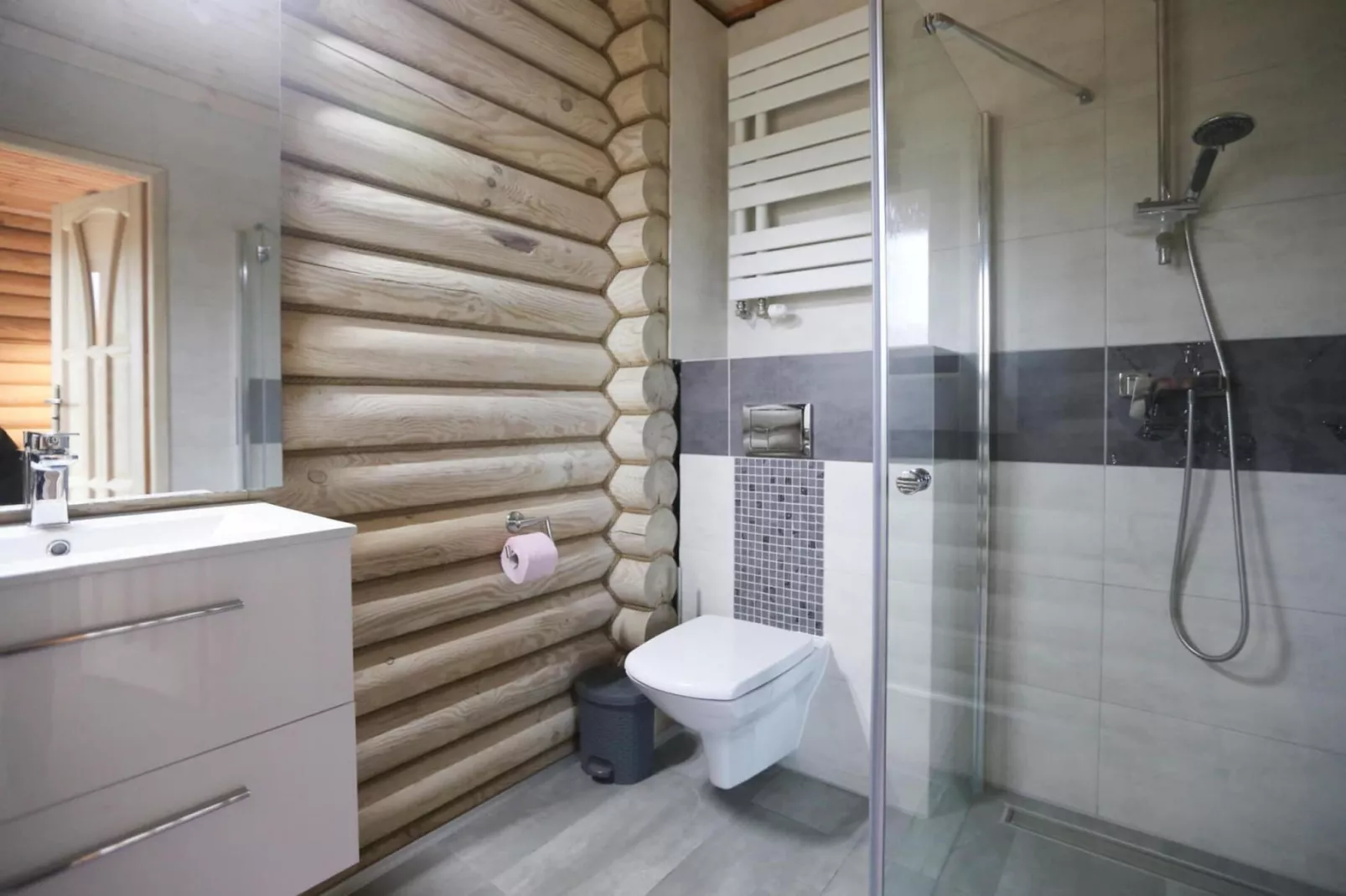 Holiday complex with holiday homes Rewal-Badkamer