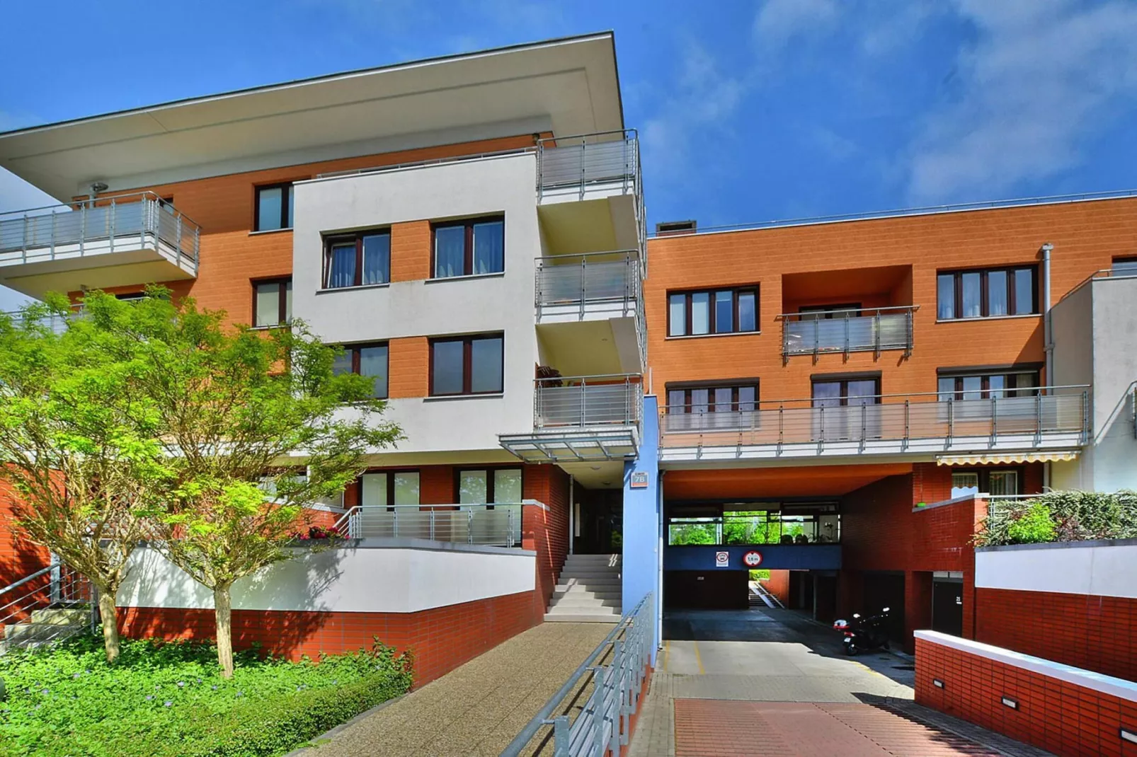 Apartment Kolobrzeg-Buitenkant zomer