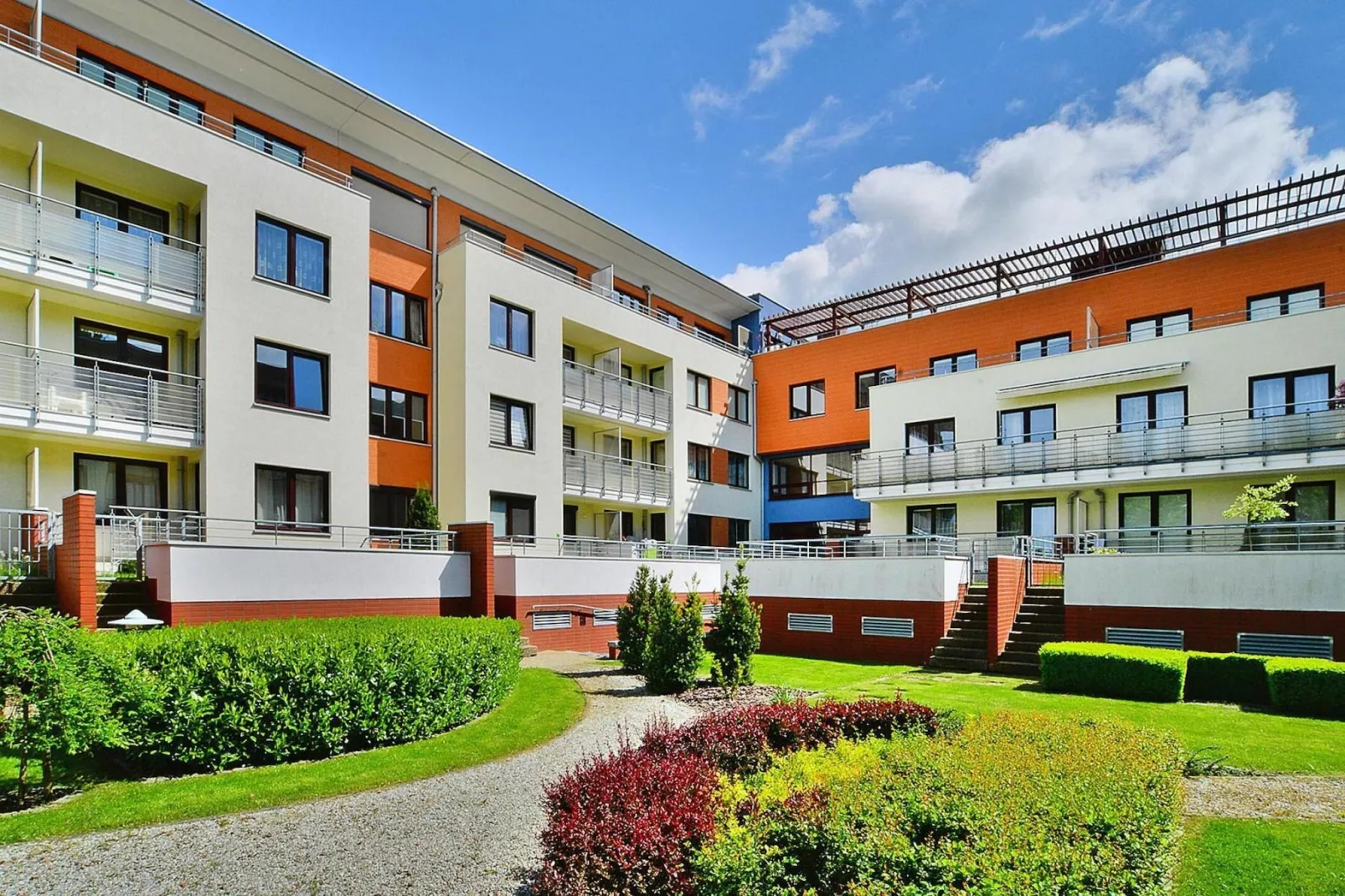 Apartment Kolobrzeg-Buitenkant zomer