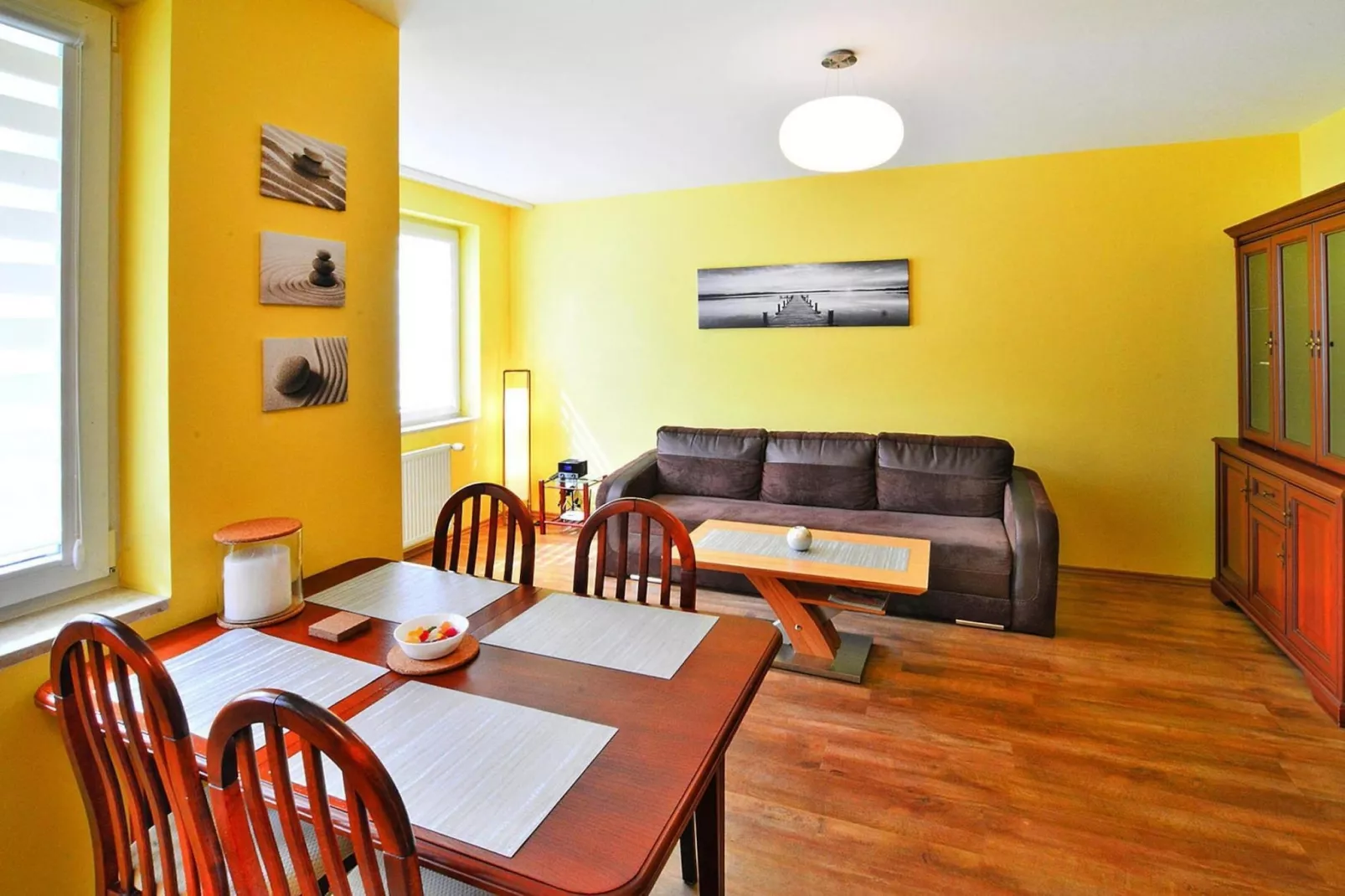 Apartment Kolobrzeg-Eetkamer