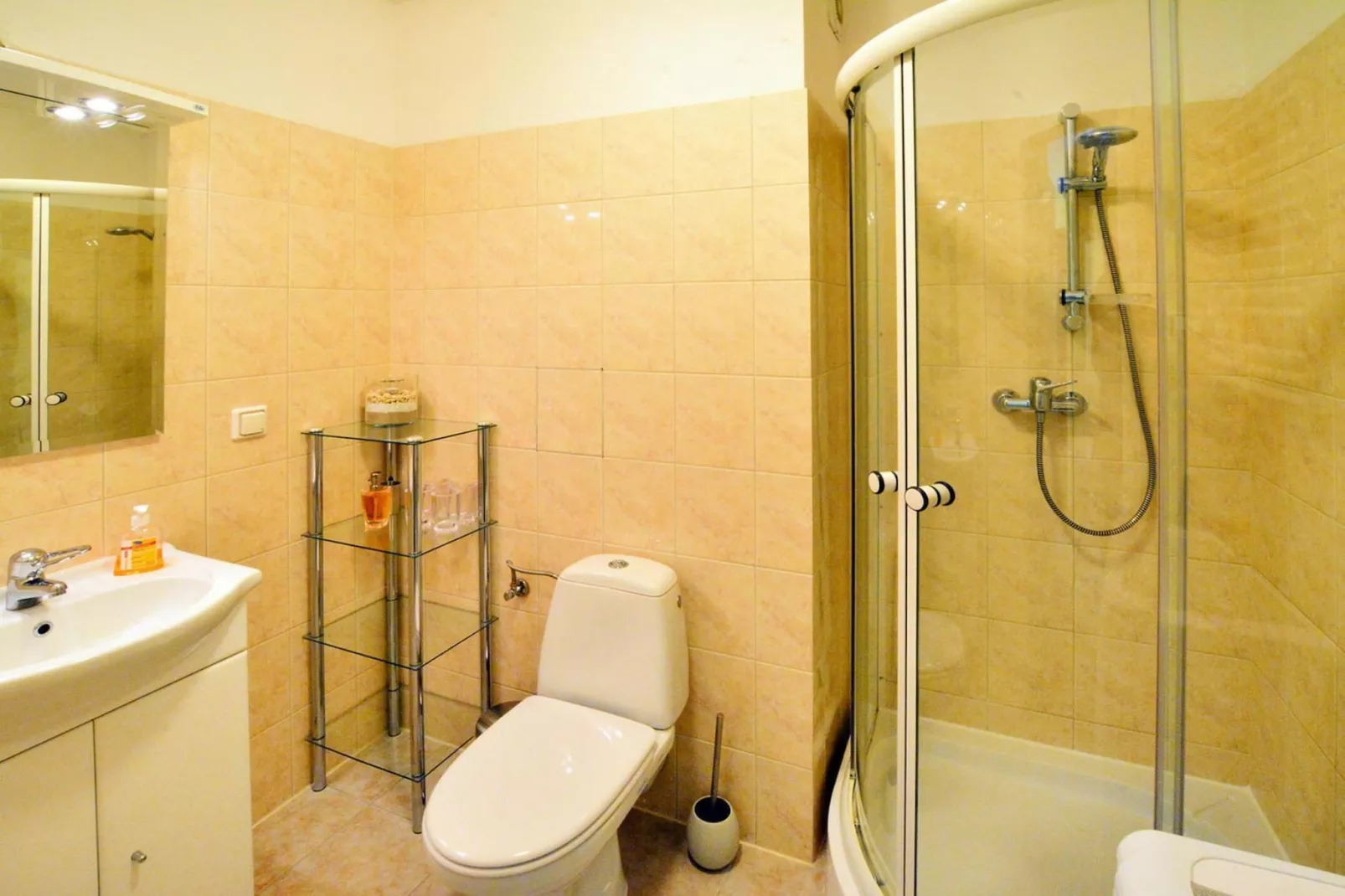 Apartment Kolobrzeg-Badkamer
