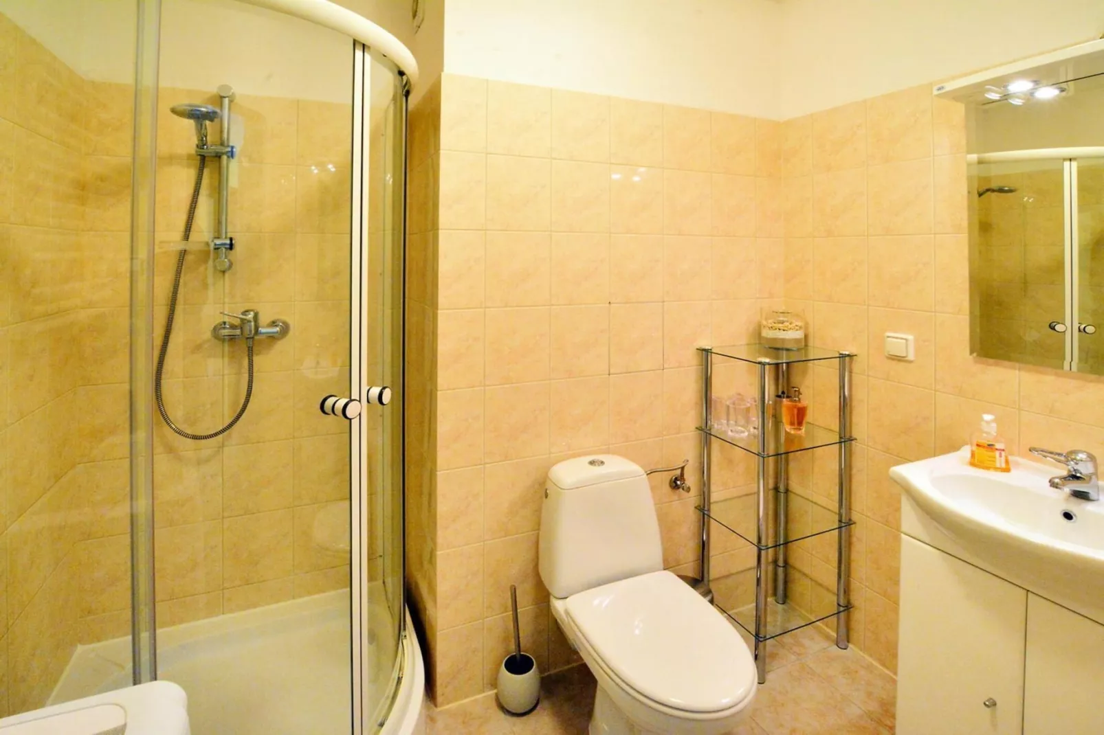 Apartment Kolobrzeg-Badkamer