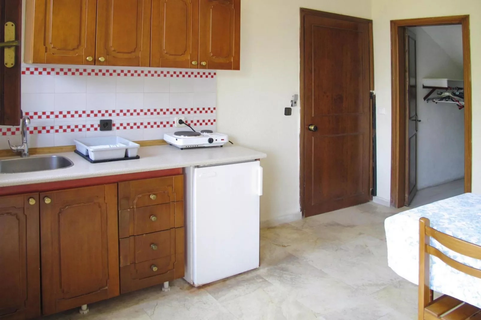 Holiday resort Ioli Village, Pefkochori-1 bedroom 3 pax-Keuken