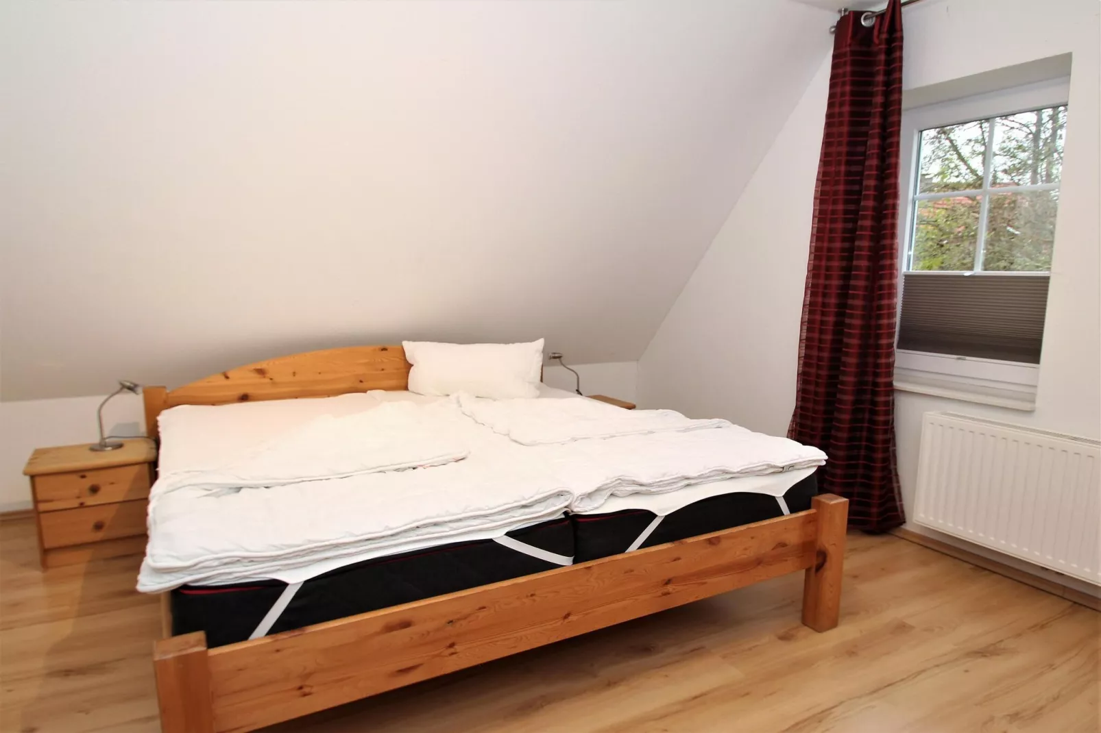 Großes Ferienhaus in einer Feriensiedlung-Slaapkamer