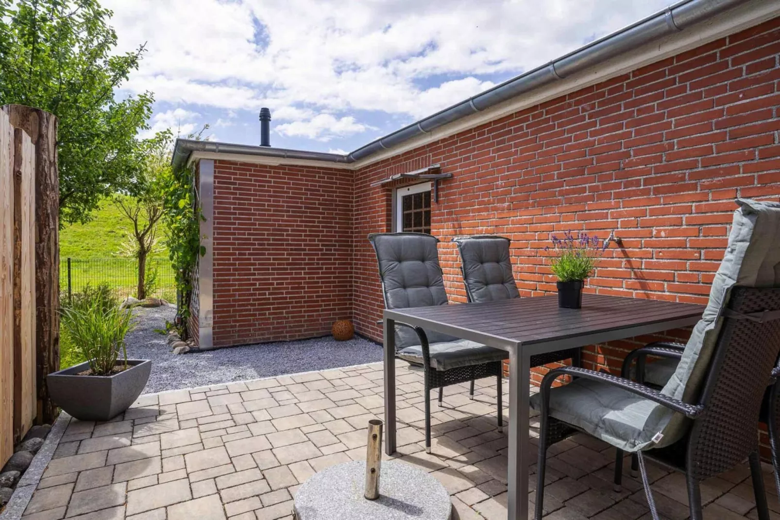 Mellis Ankerplatz Büsum-Terrasbalkon
