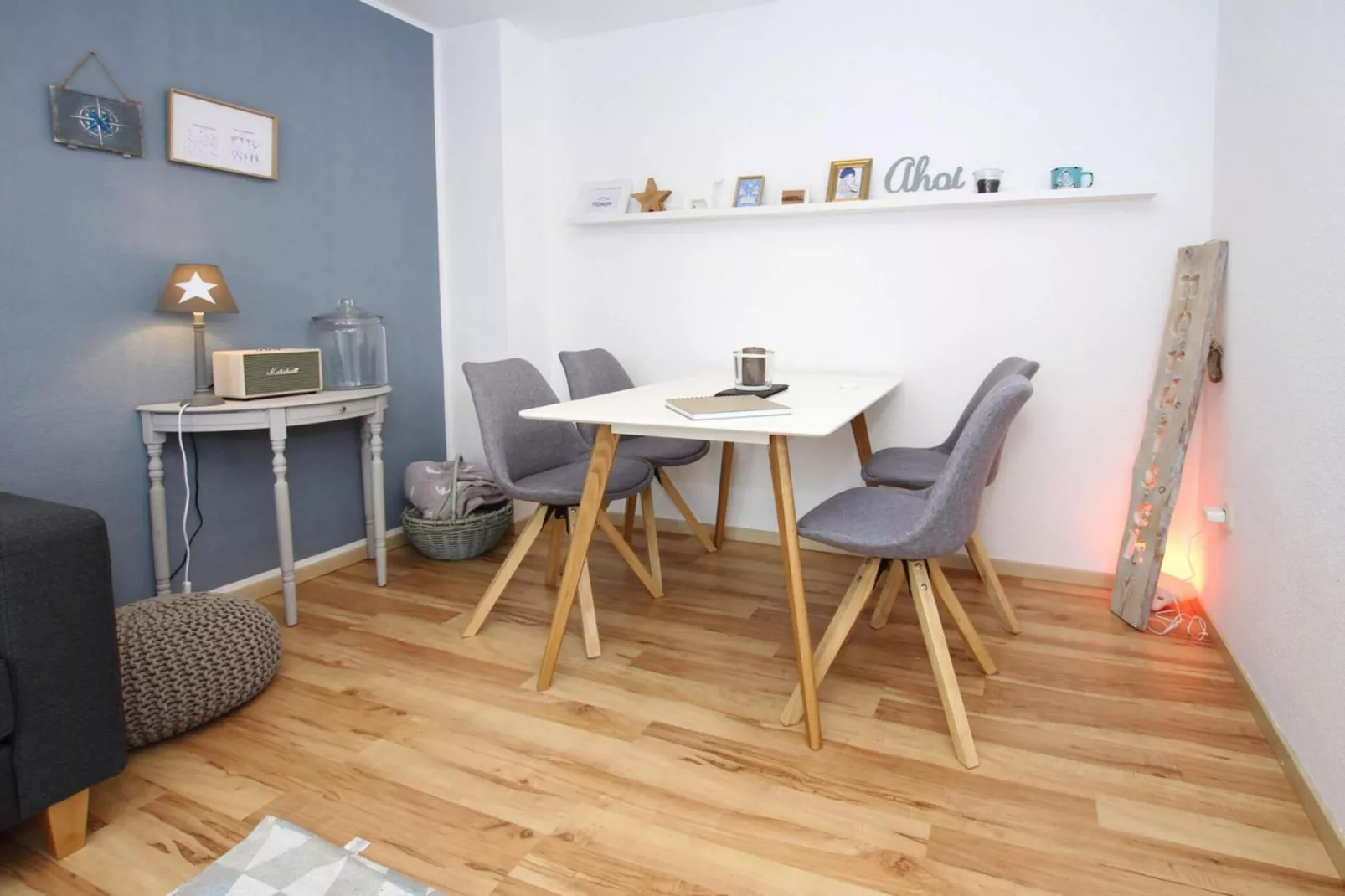 Ferienwohnung nordisch Garding-Eetkamer