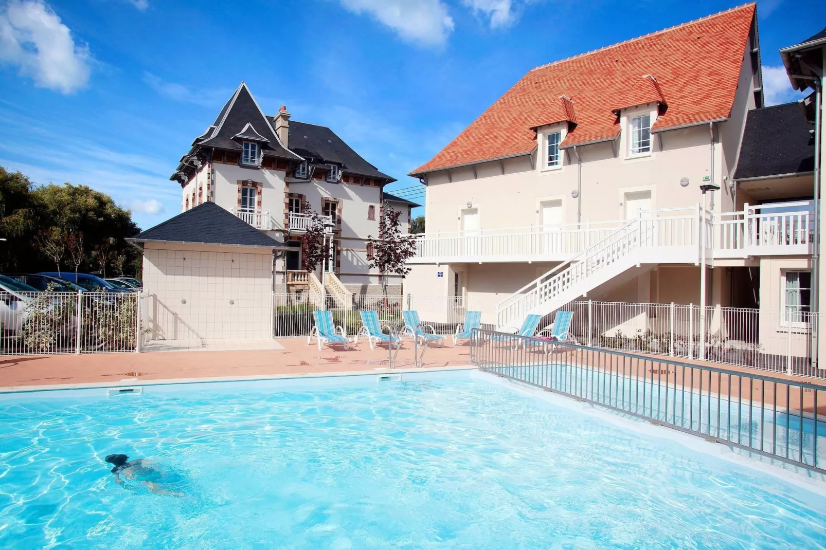 Domaine des Dunettes 1-Zwembad