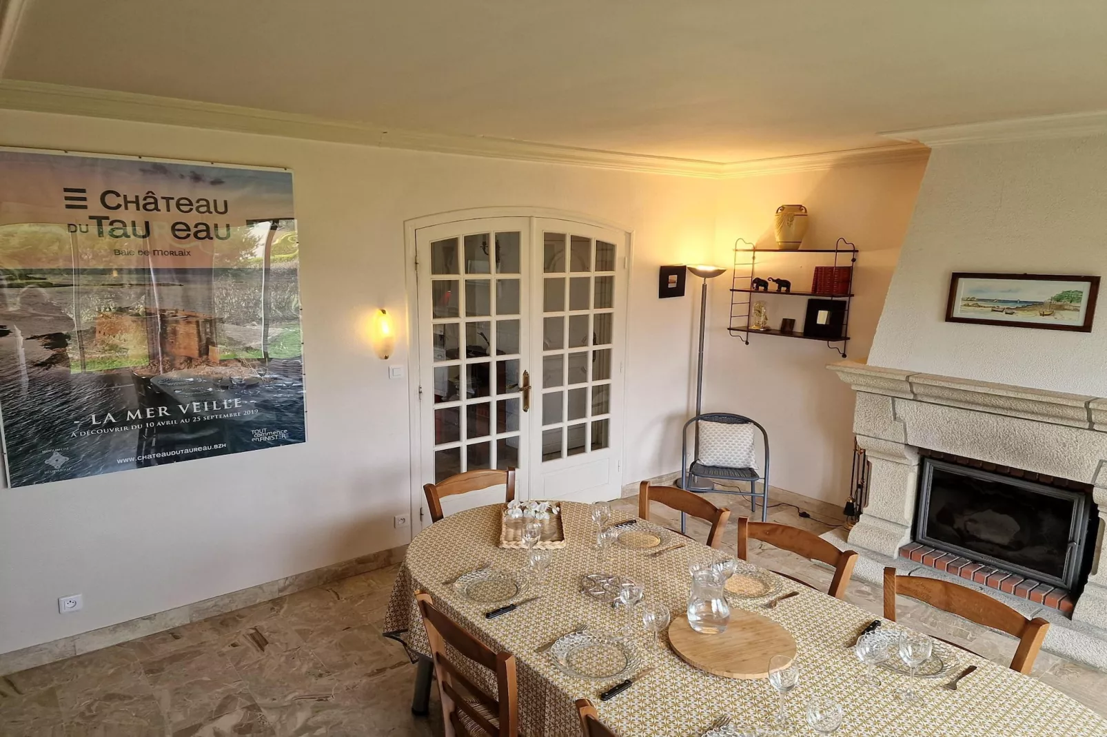 Holiday home Plougasnou-Eetkamer