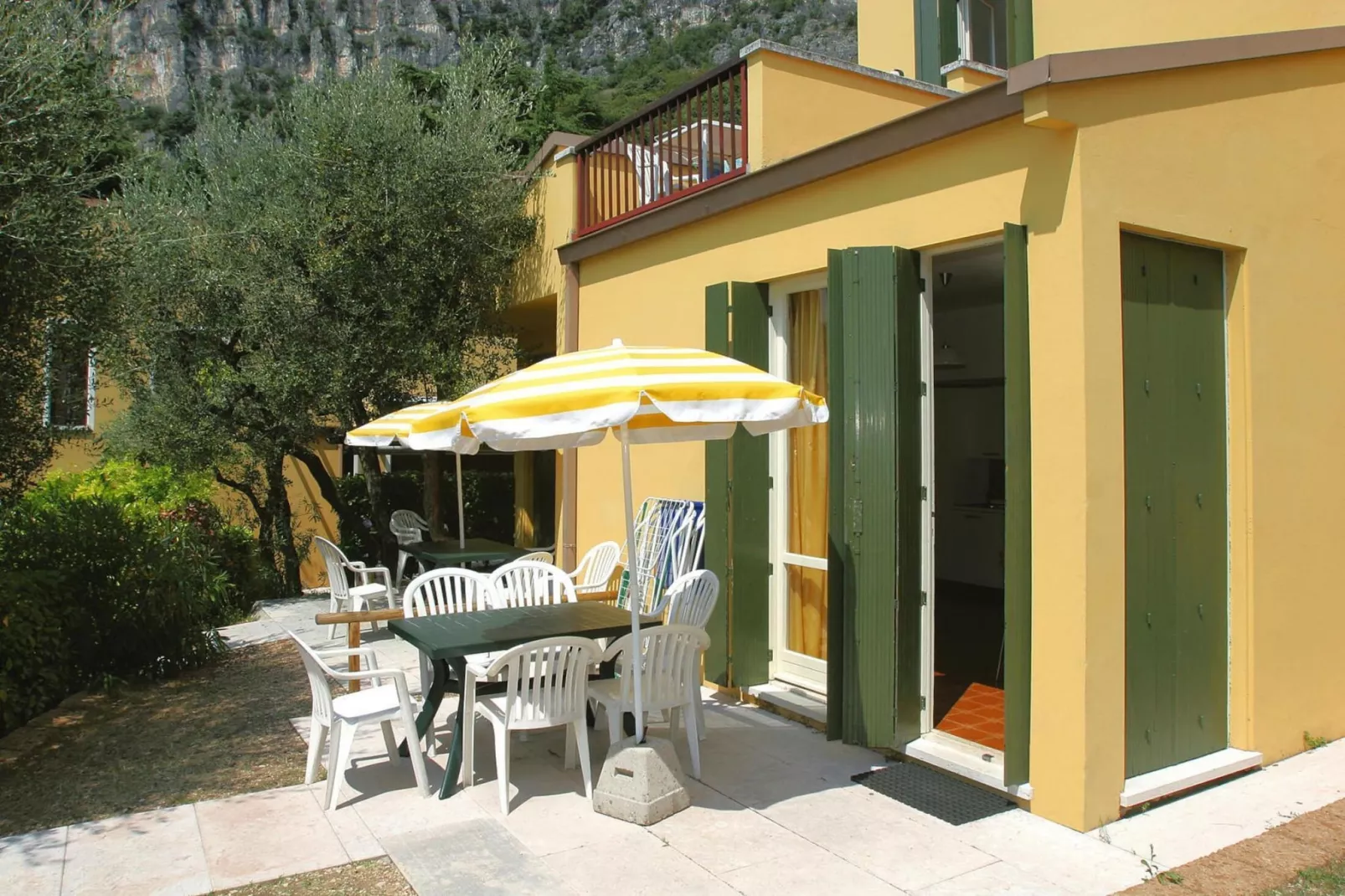 Residence Pratone, Garda-bilo classic-Terrasbalkon