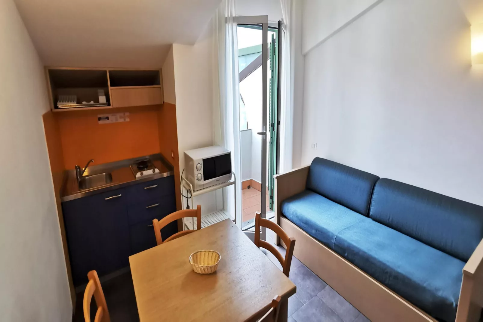 Residence Dei Fiori Pietra Ligure - B4-Woonkamer