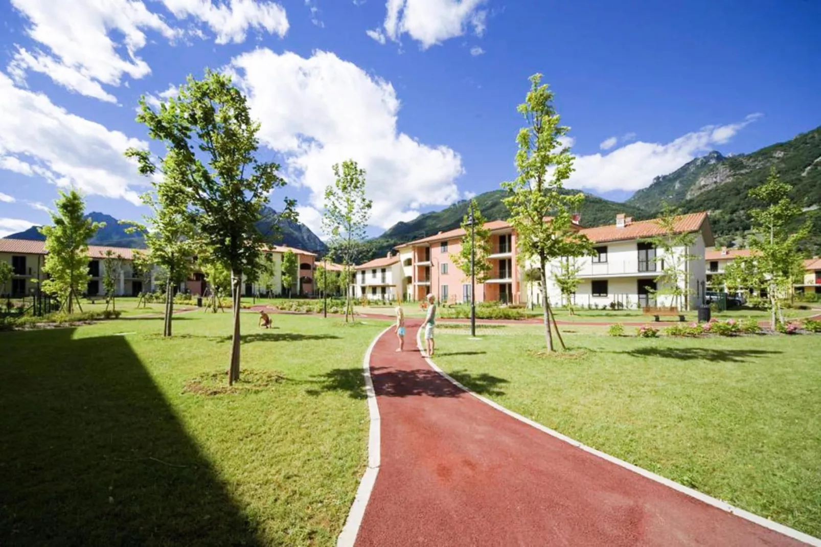 Residence Porto Letizia Porlezza - Palace 1-room 4 pax Lake View Plus P1LP4 8205-Gebieden zomer 1km