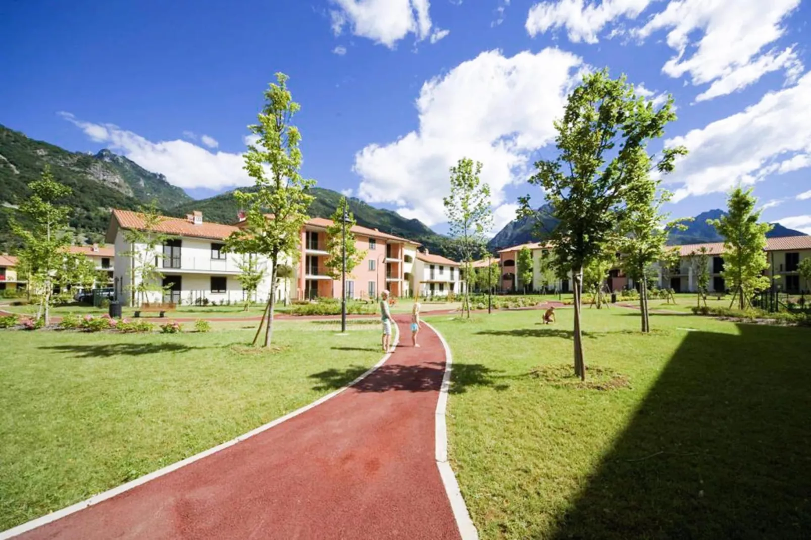 Residence Porto Letizia Porlezza - Villas Studio 4 pax Vista Lago Plus VSLP4 Lake View Plus 8213-Gebieden zomer 1km