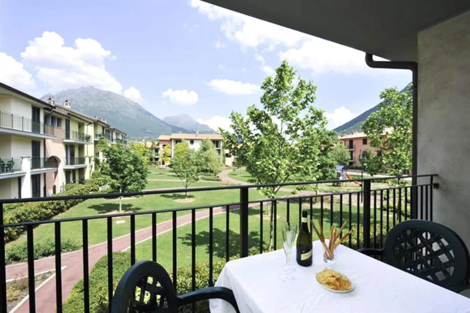 Residence Porto Letizia Porlezza - Villas Studio 4 pax Vista Lago Plus VSLP4 Lake View Plus 8213-Terrasbalkon