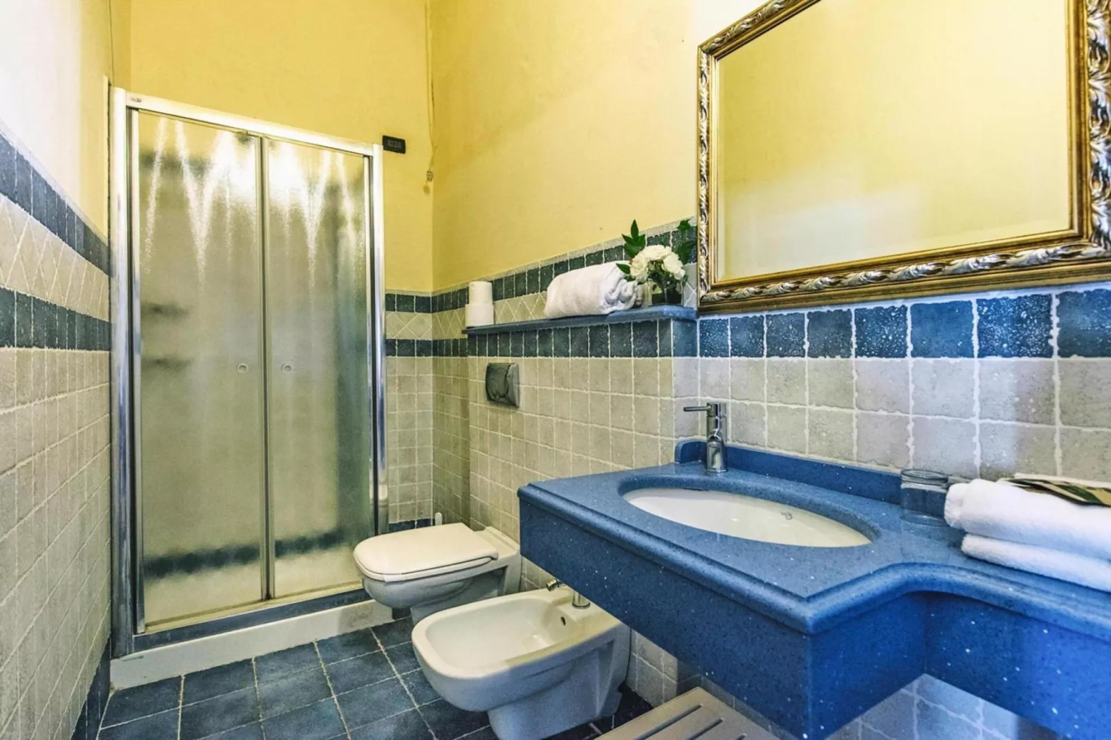 Agri-tourism Tenuta Quarrata, Santo Pietro Belvedere-bilo-Badkamer