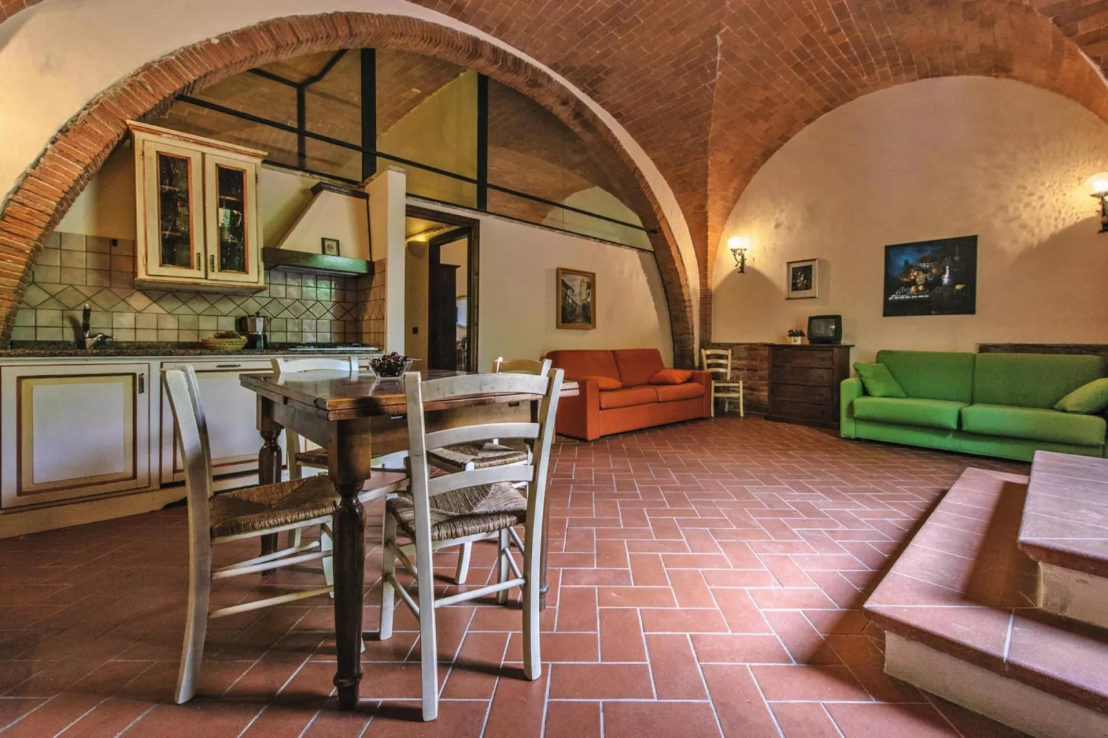 Agri-tourism Tenuta Quarrata, Santo Pietro Belvedere-trilo superior-Eetkamer