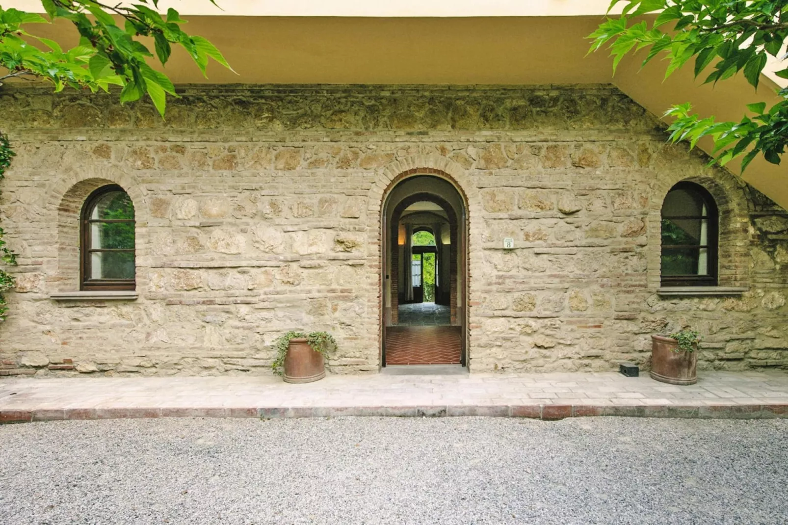 Agri-tourism Tenuta Quarrata, Santo Pietro Belvedere-trilo superior-Buitenkant zomer