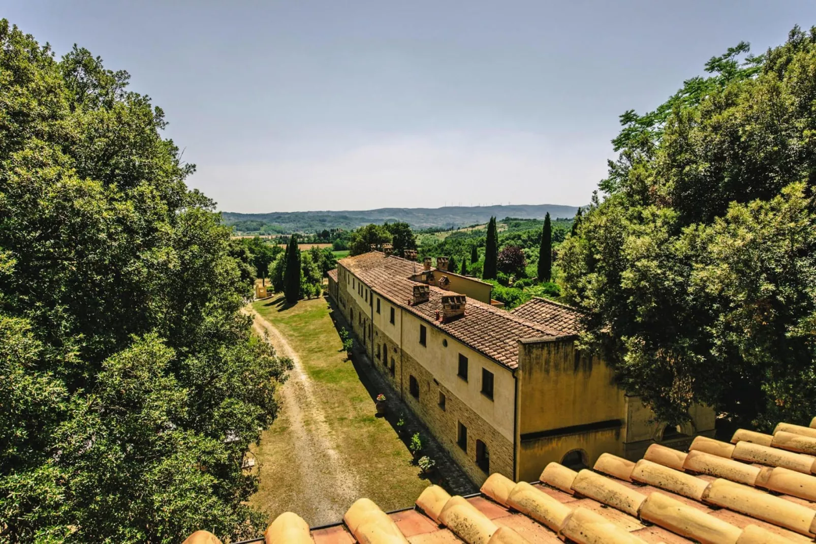 Agri-tourism Tenuta Quarrata, Santo Pietro Belvedere-trilo superior-Uitzicht zomer