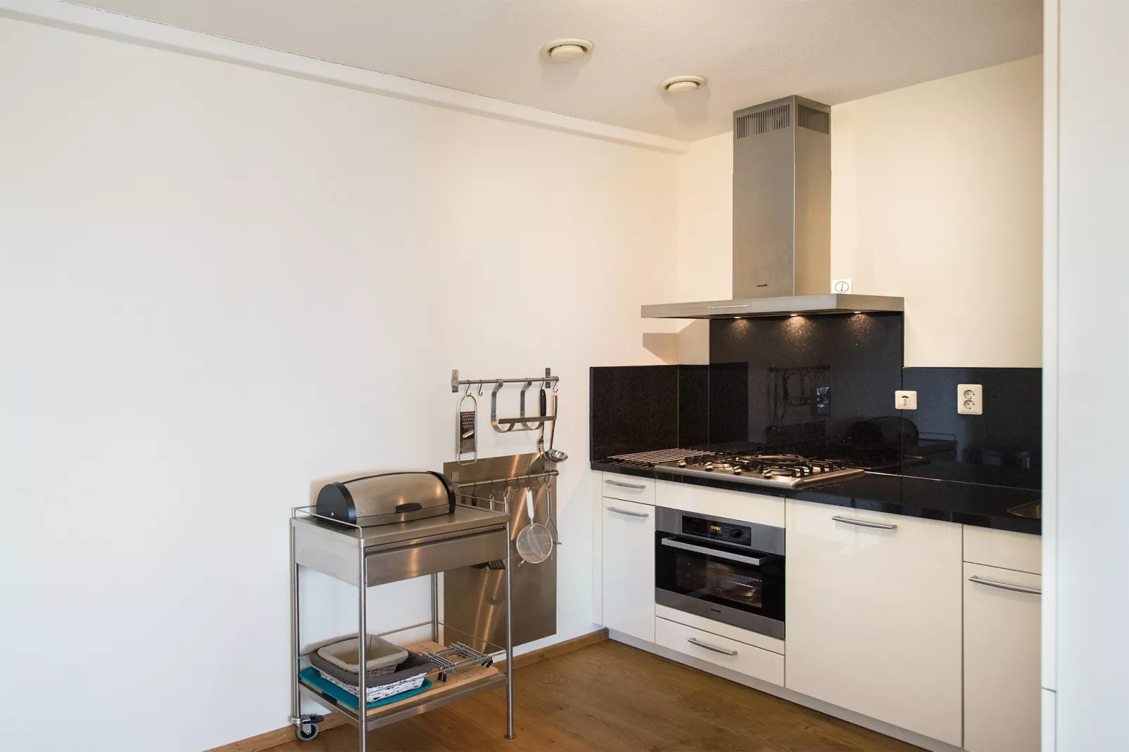 Scheveningen Harbour 40-Keuken