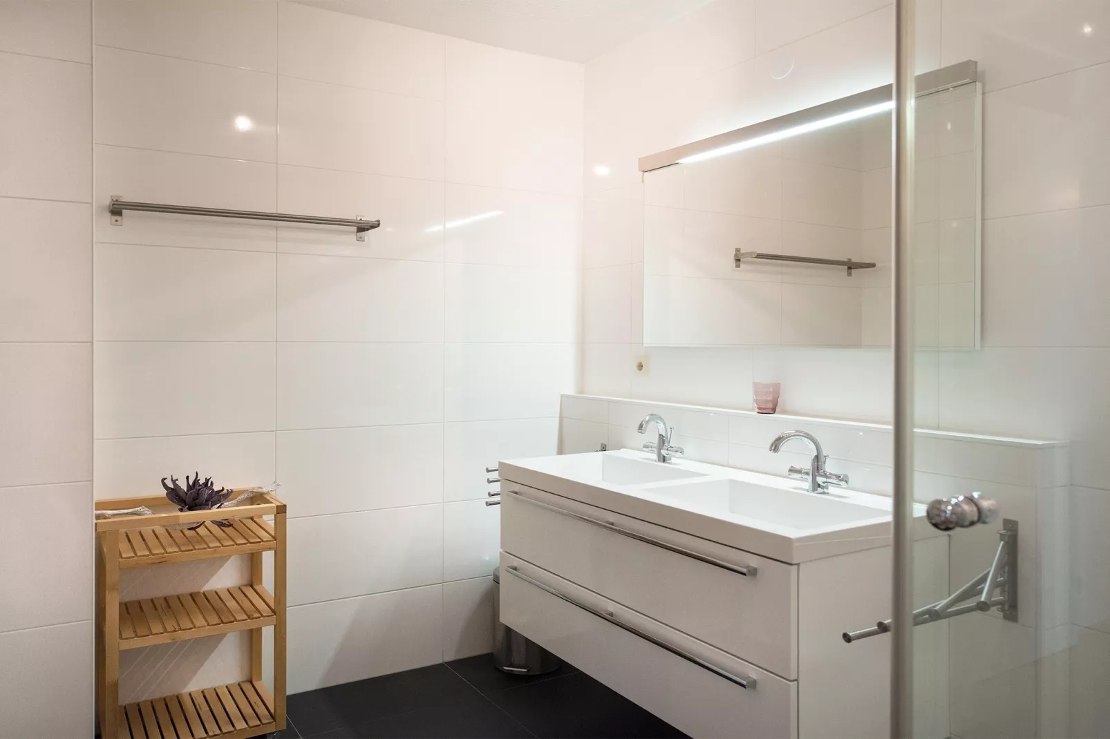 Scheveningen Harbour 40-Badkamer