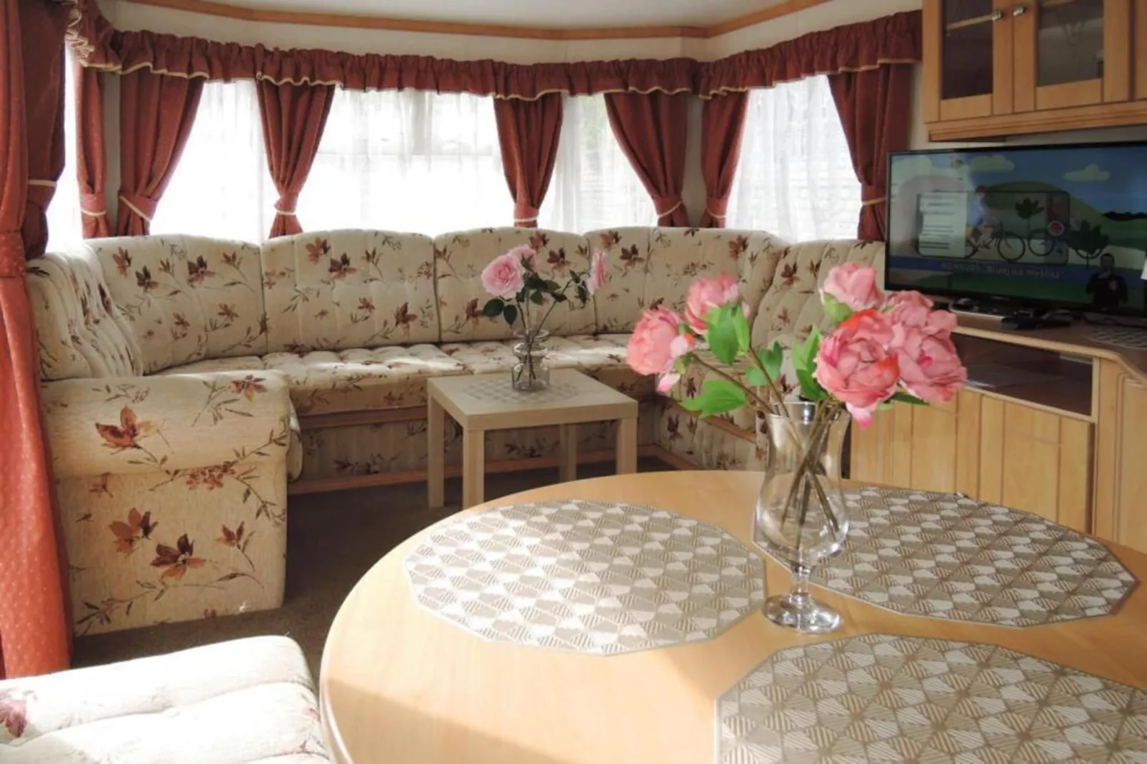 Holiday homes by the Lake Kolczewo 1-6 pers-Woonkamer