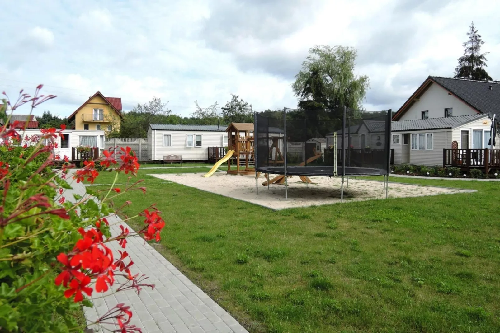 Holiday homes by the Lake Kolczewo 1-6 pers-Uitzicht zomer