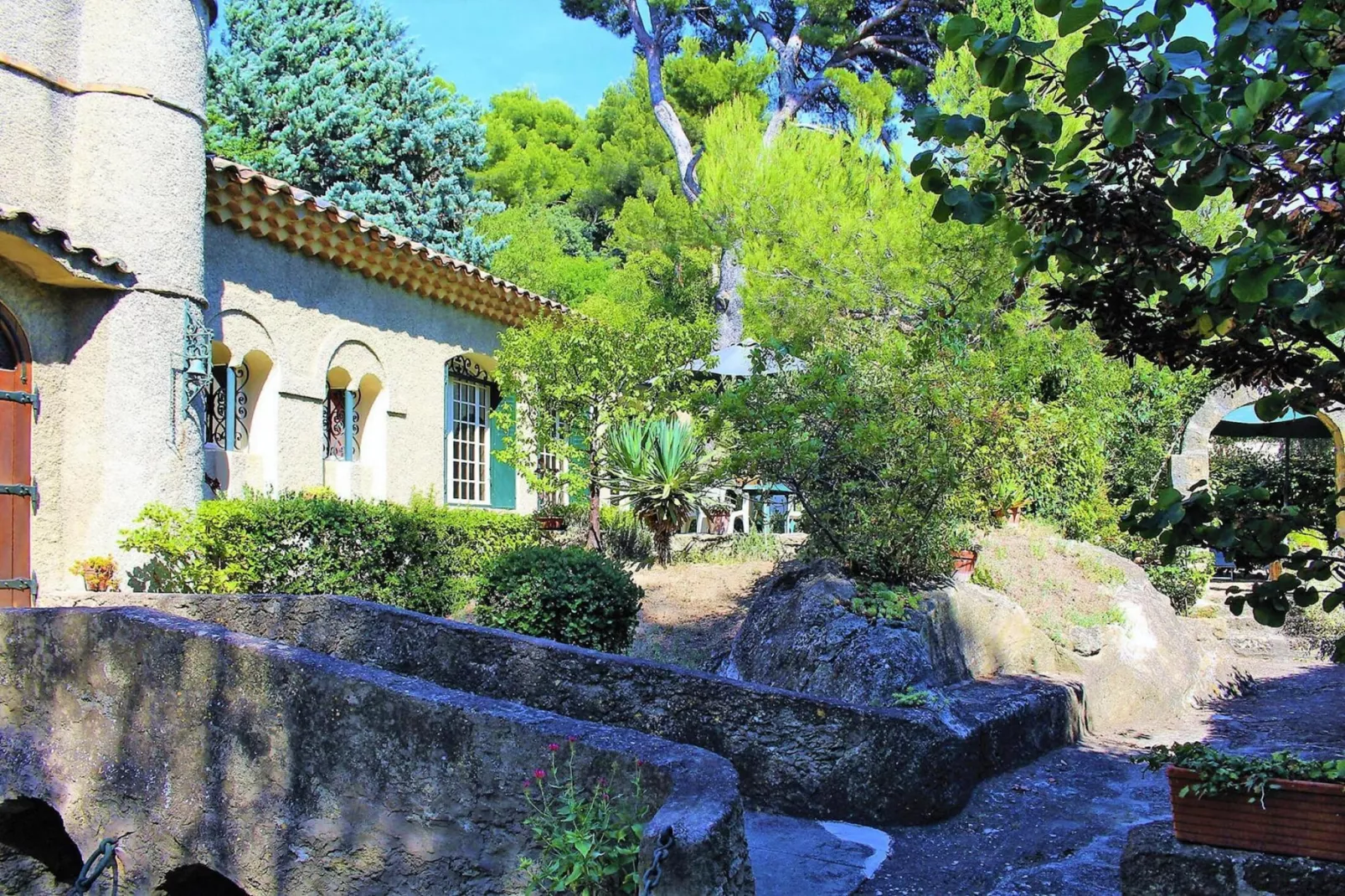 Ferienhaus in Salon-de-Provence-Tuinen zomer