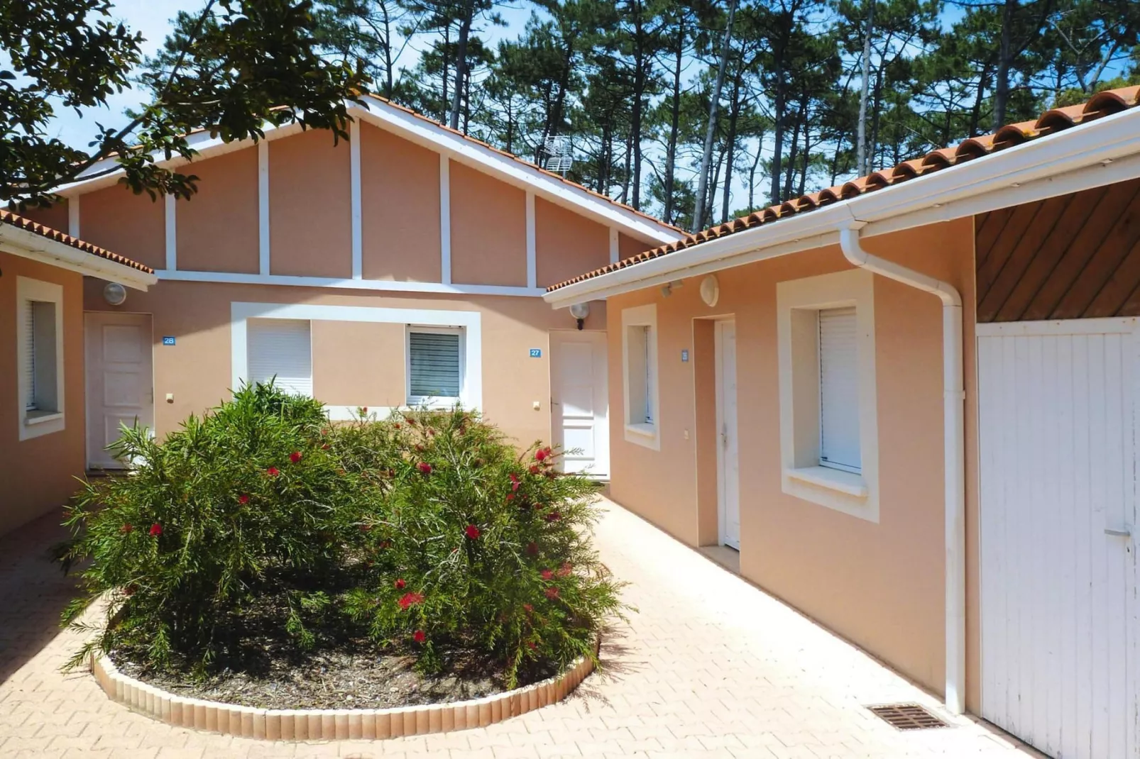 Terraced house Moliets-Buitenkant zomer