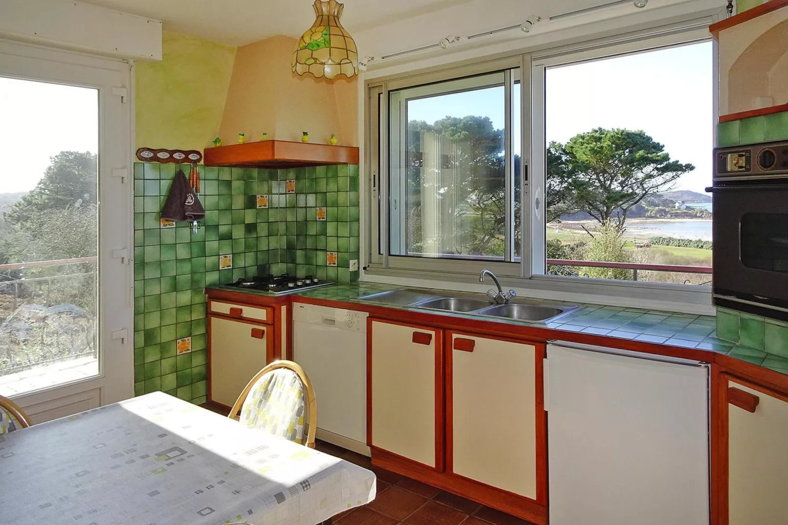 Holiday home Trébeurden-Keuken