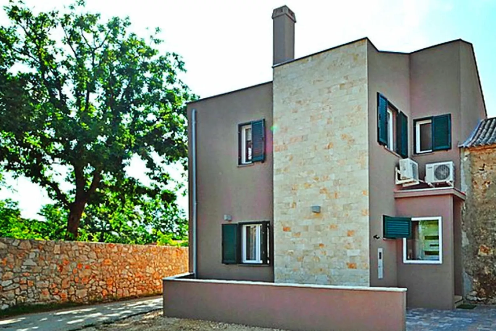 Holiday home, Privlaka-Ferienhaus Ruza, ca. 90 qm, bei Belegung mit 1-4 Personen-Buitenkant zomer