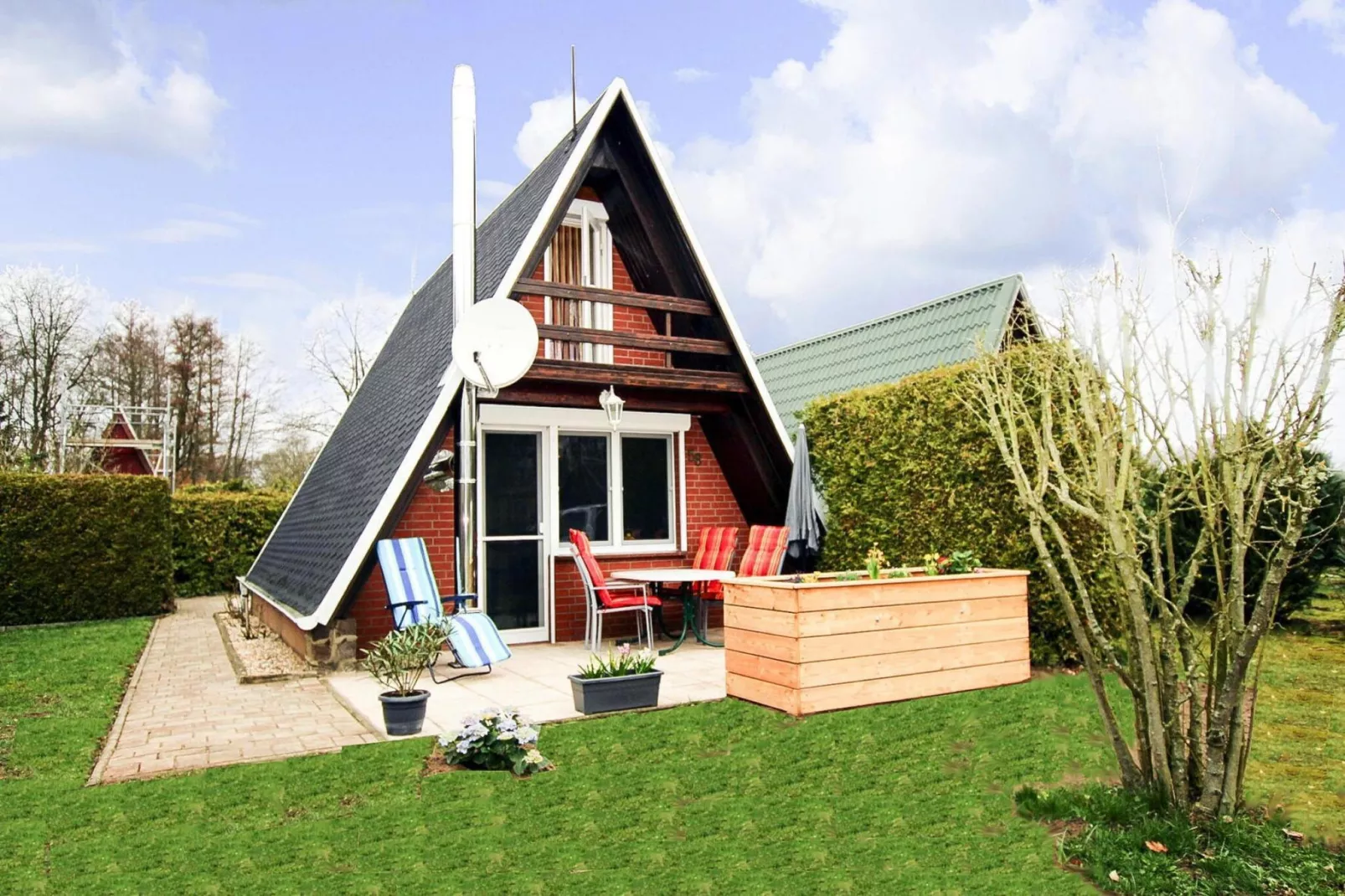 Ferienhaus 55 qm-Buitenkant zomer