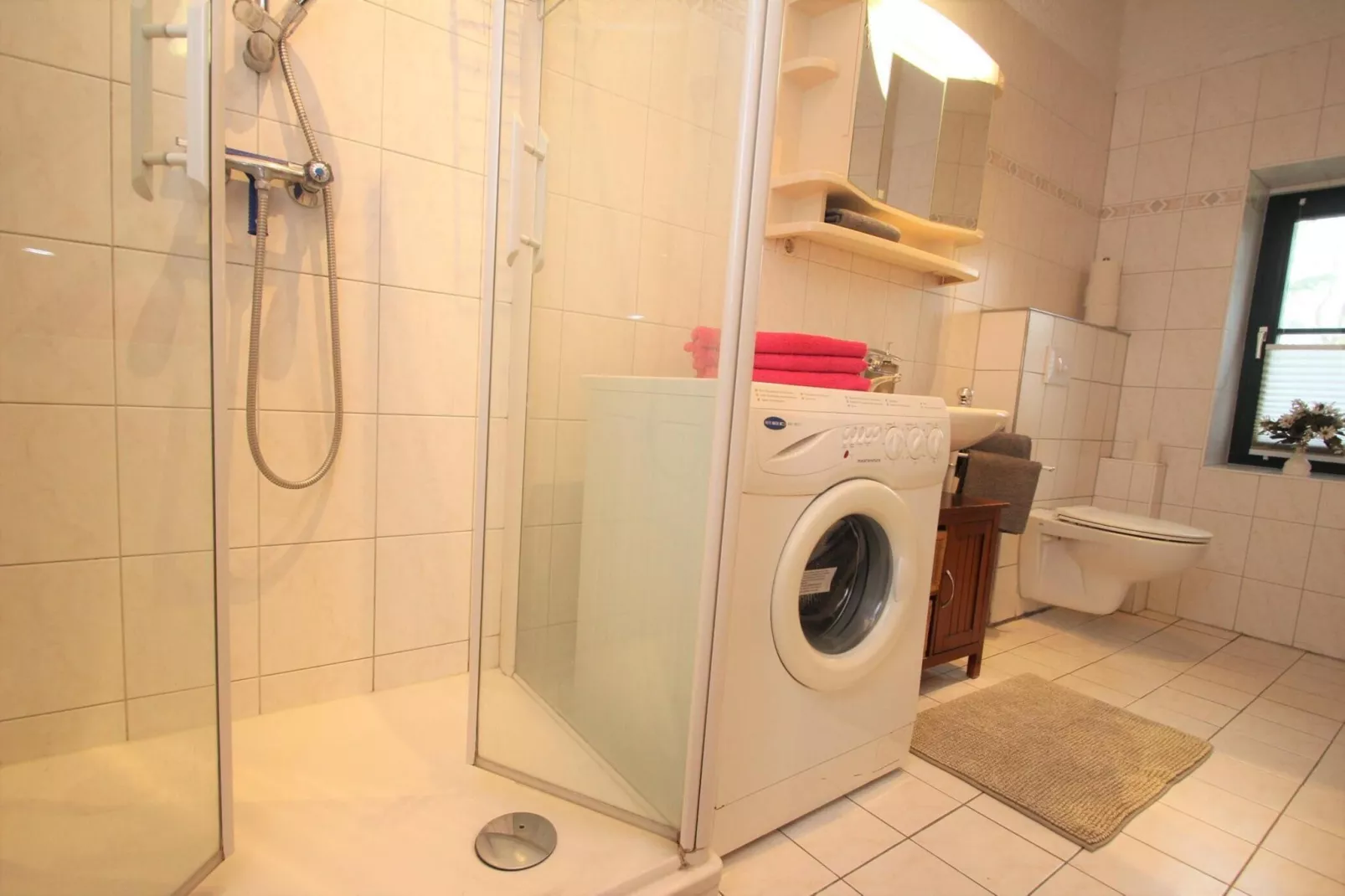 DHH 130 qm-Badkamer