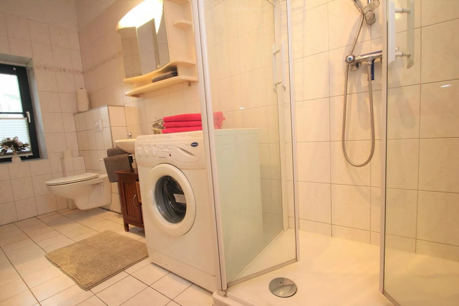 DHH 130 qm-Badkamer