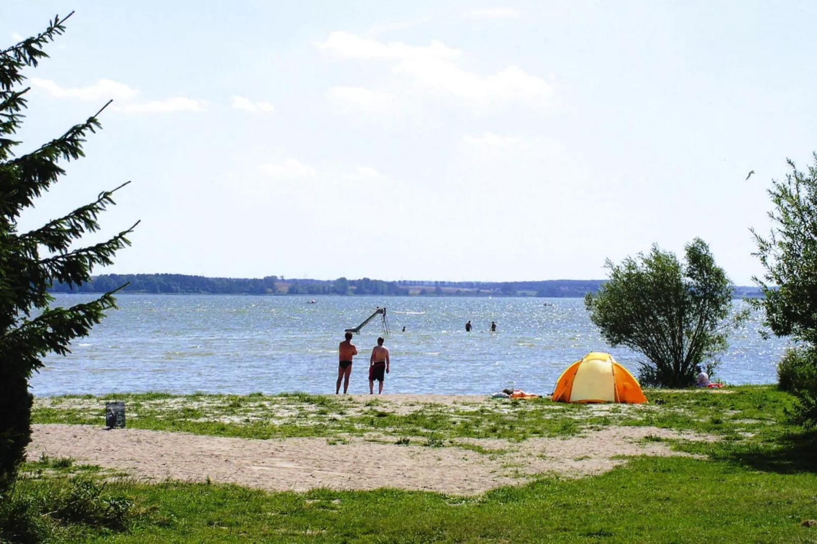 FH Nr 2 mit Hund 1-6 Personen 135 qm-Gebieden zomer 5km