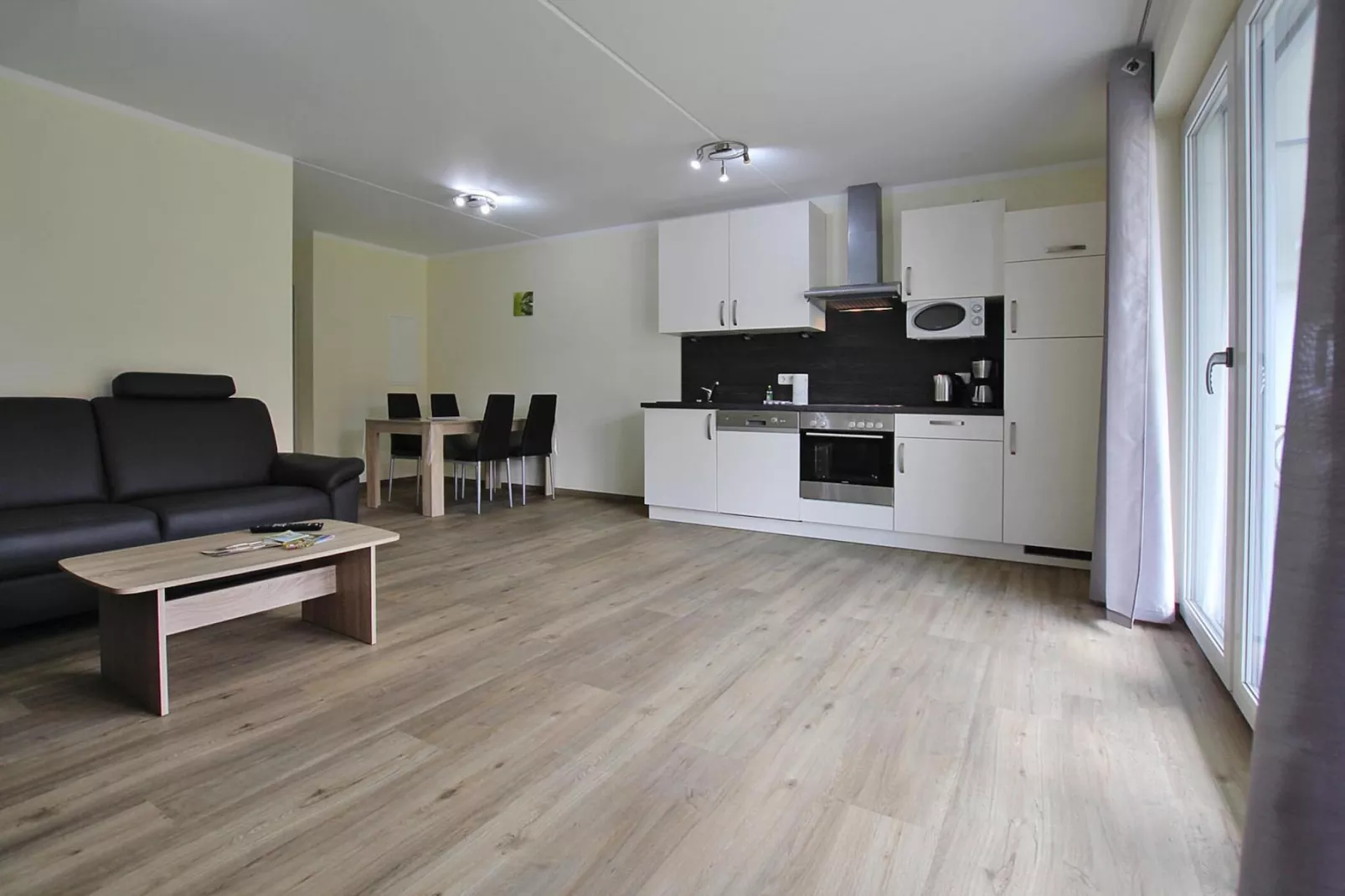 Apartment Hafenflair / Haus 3 EG-Wohnung 9 3 Personen-Woonkamer