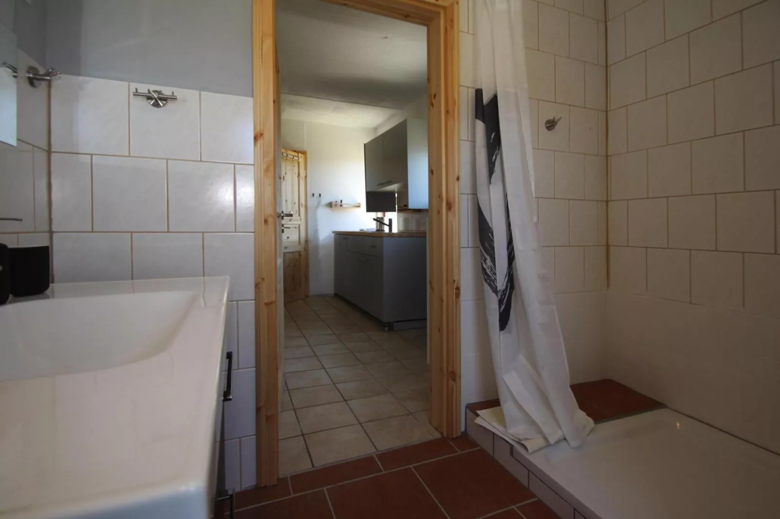 Bungalow 5  Malchow-Badkamer