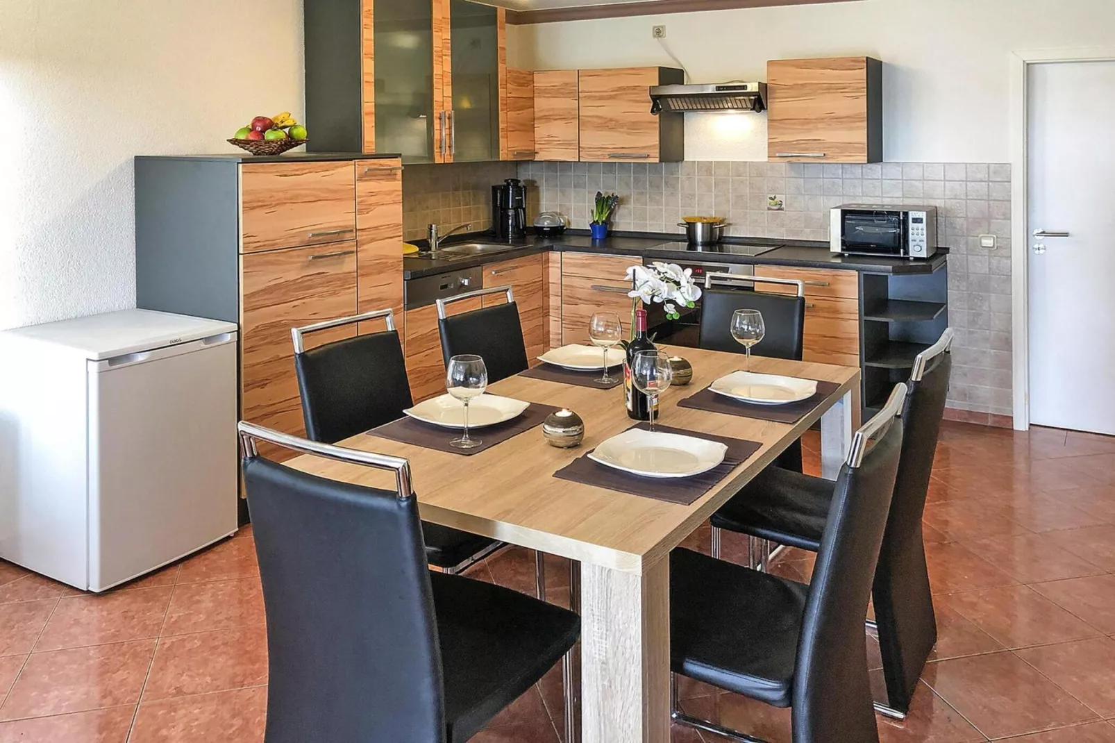 Reihenhaus groß 8 Personen-Eetkamer