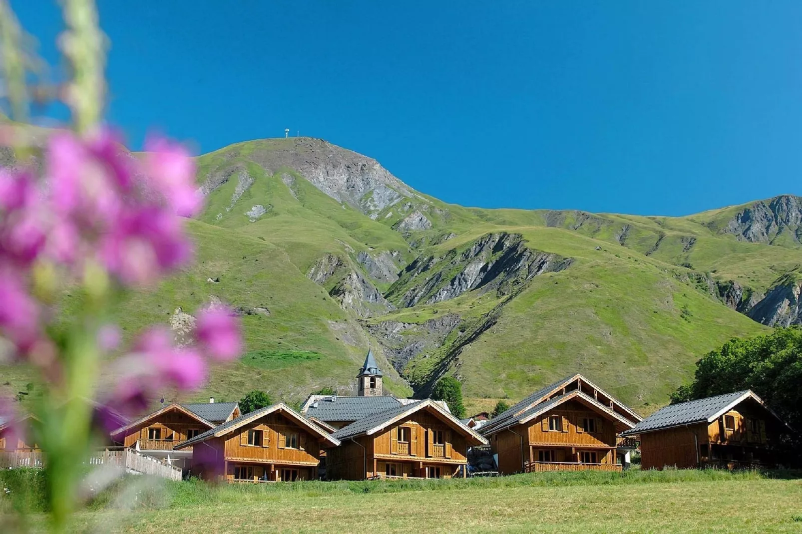 Les Chalets de l'Arvan II 2-Buitenkant zomer