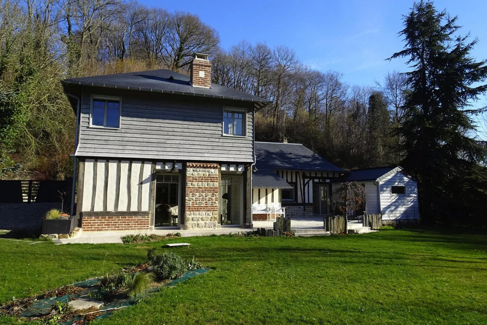 Holiday home Vinnemerville-Buitenkant zomer