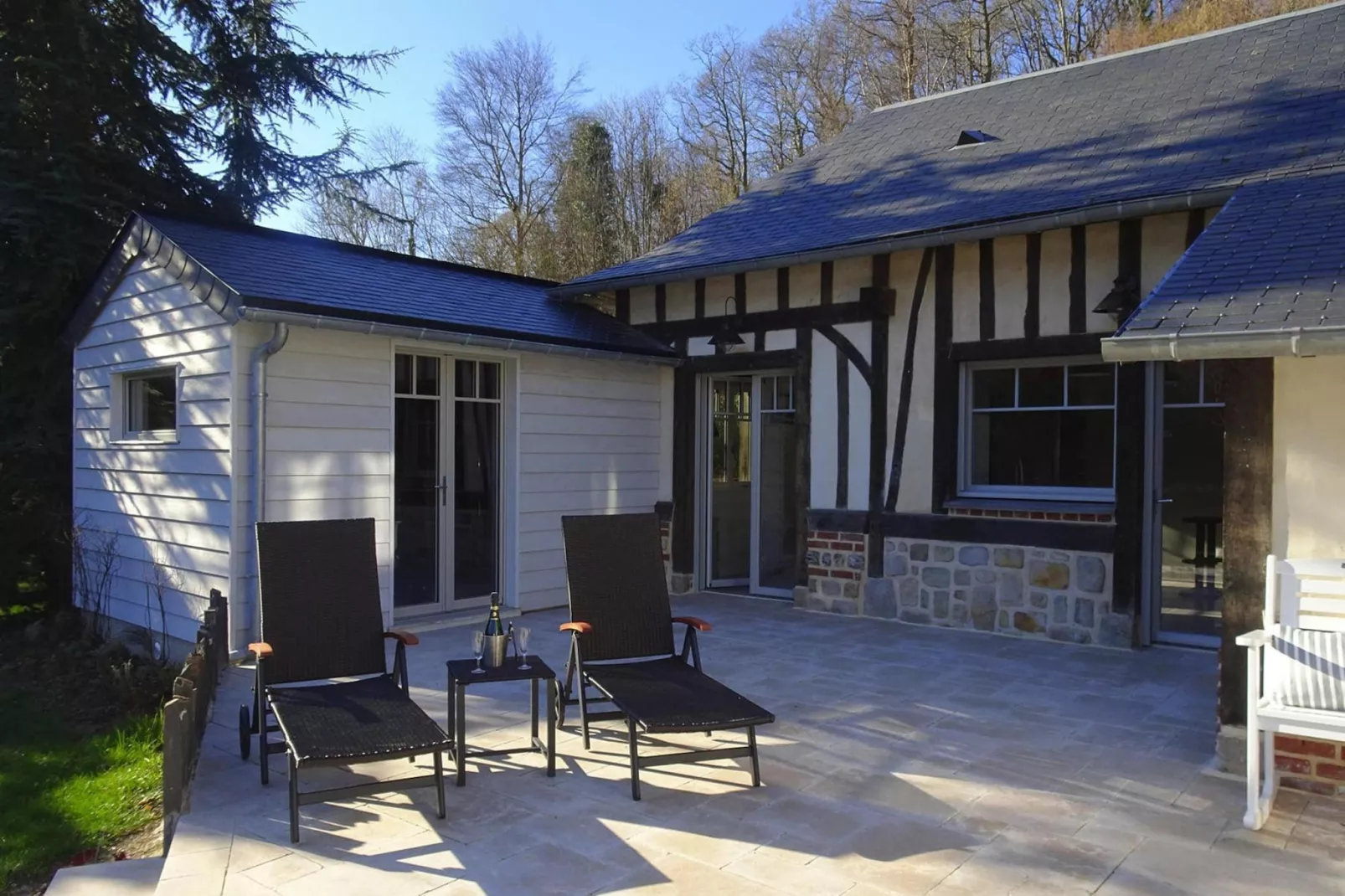 Holiday home Vinnemerville-Buitenkant zomer