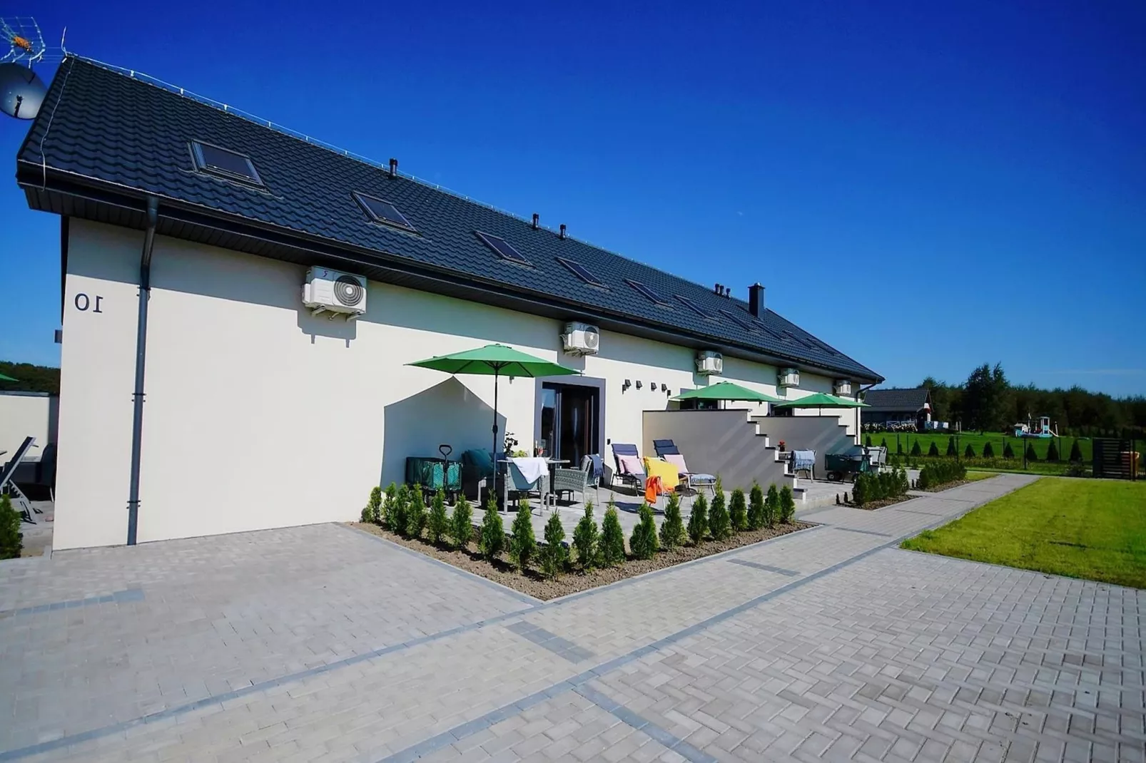 Apartament nr 1 Mielenko-Buitenkant zomer