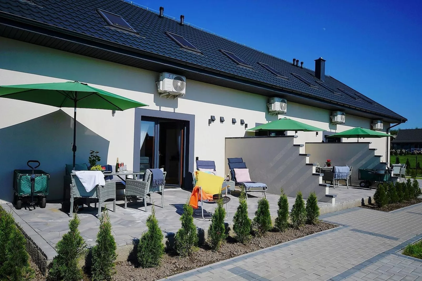 Apartament nr 1 Mielenko-Buitenkant zomer