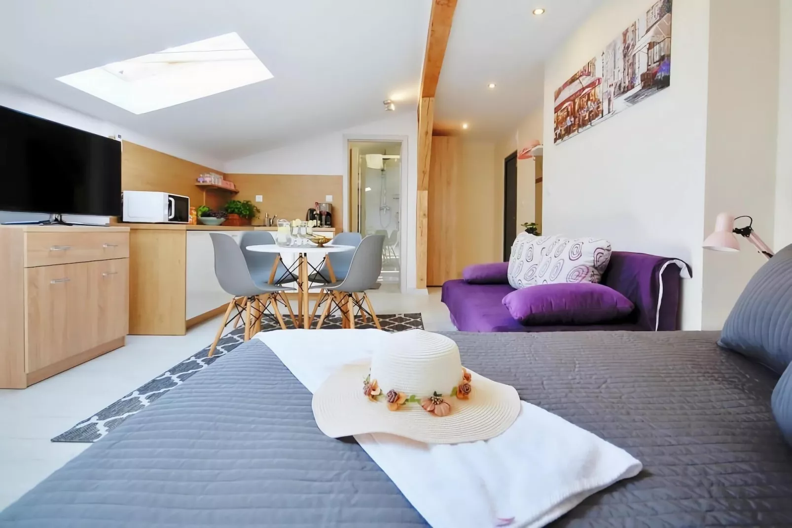 Studio 3-osobowe nr 1 30 m2 na poddaszu Ustronie Morskie-Woonkamer